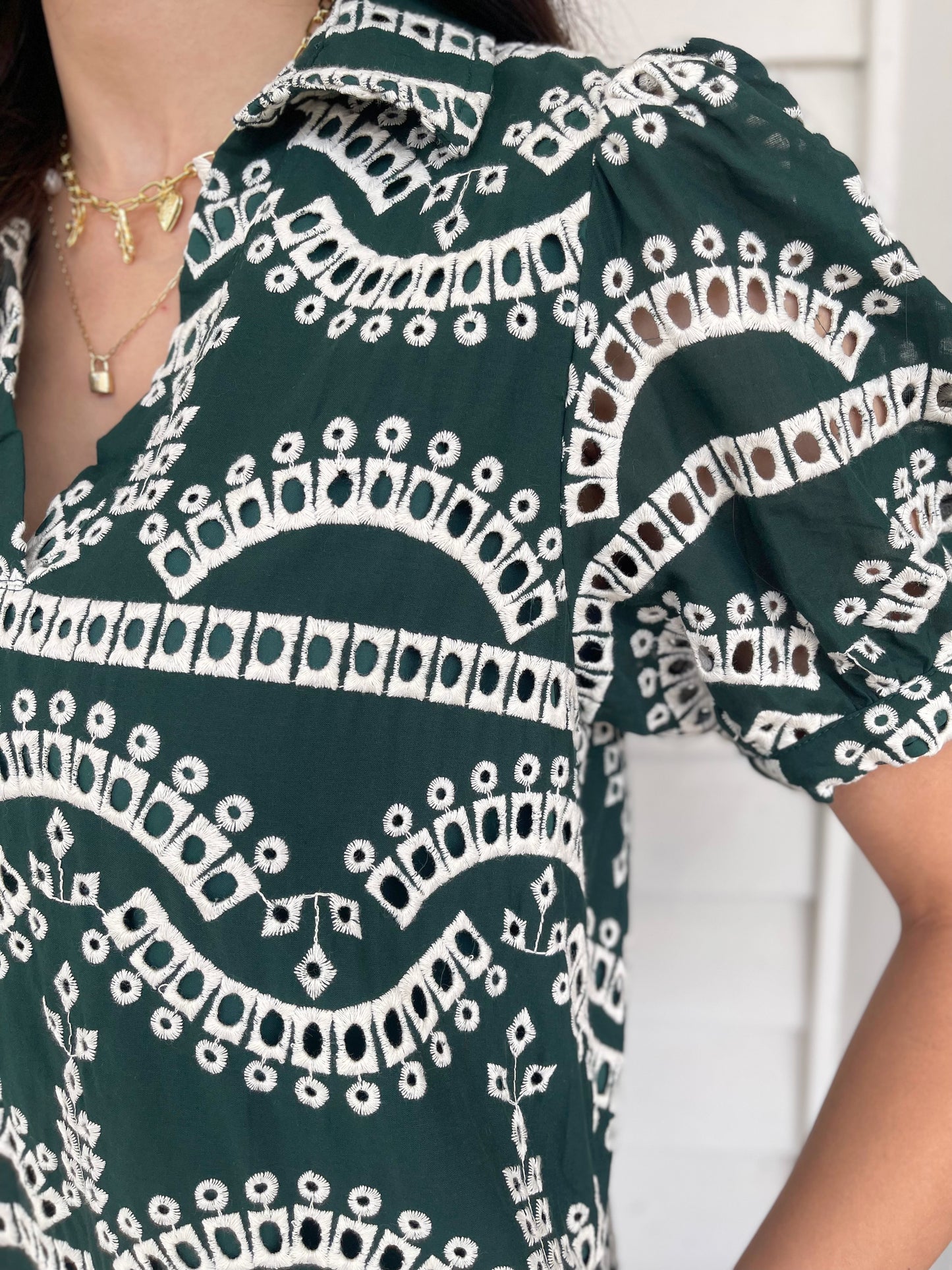 HUNTER GREEN EMBROIDERED GEOMETRIC PRINT PUFF SLEEVE MINI DRESS