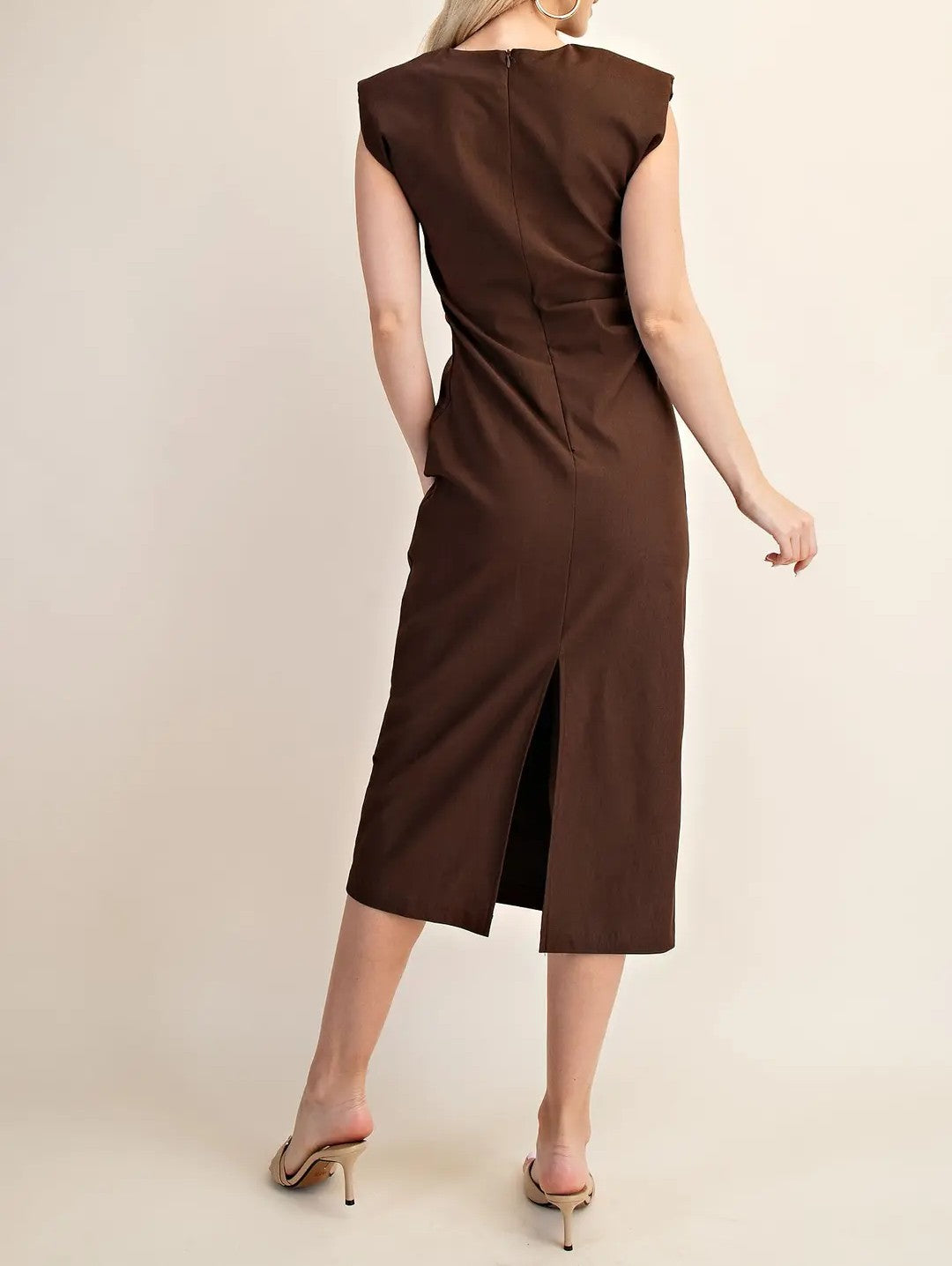 BROWN ROUND NECK SLEEVELESS MIDI DRESS