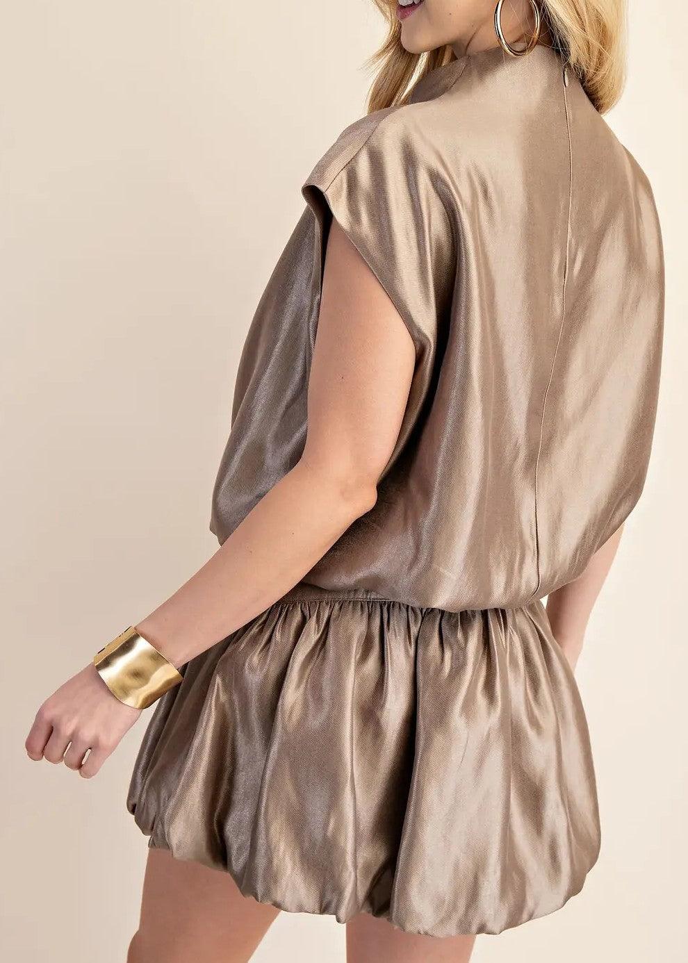 MOCHA HIGH NECK BALLOON TOP