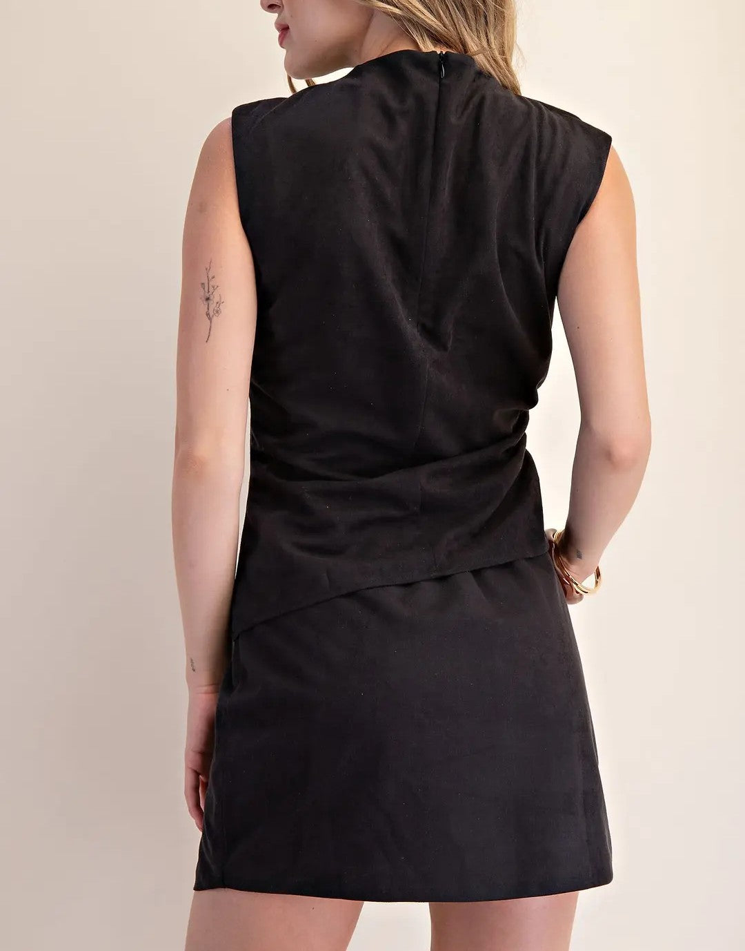 BLACK SUEDE MOCK NECK SLEEVELESS TOP