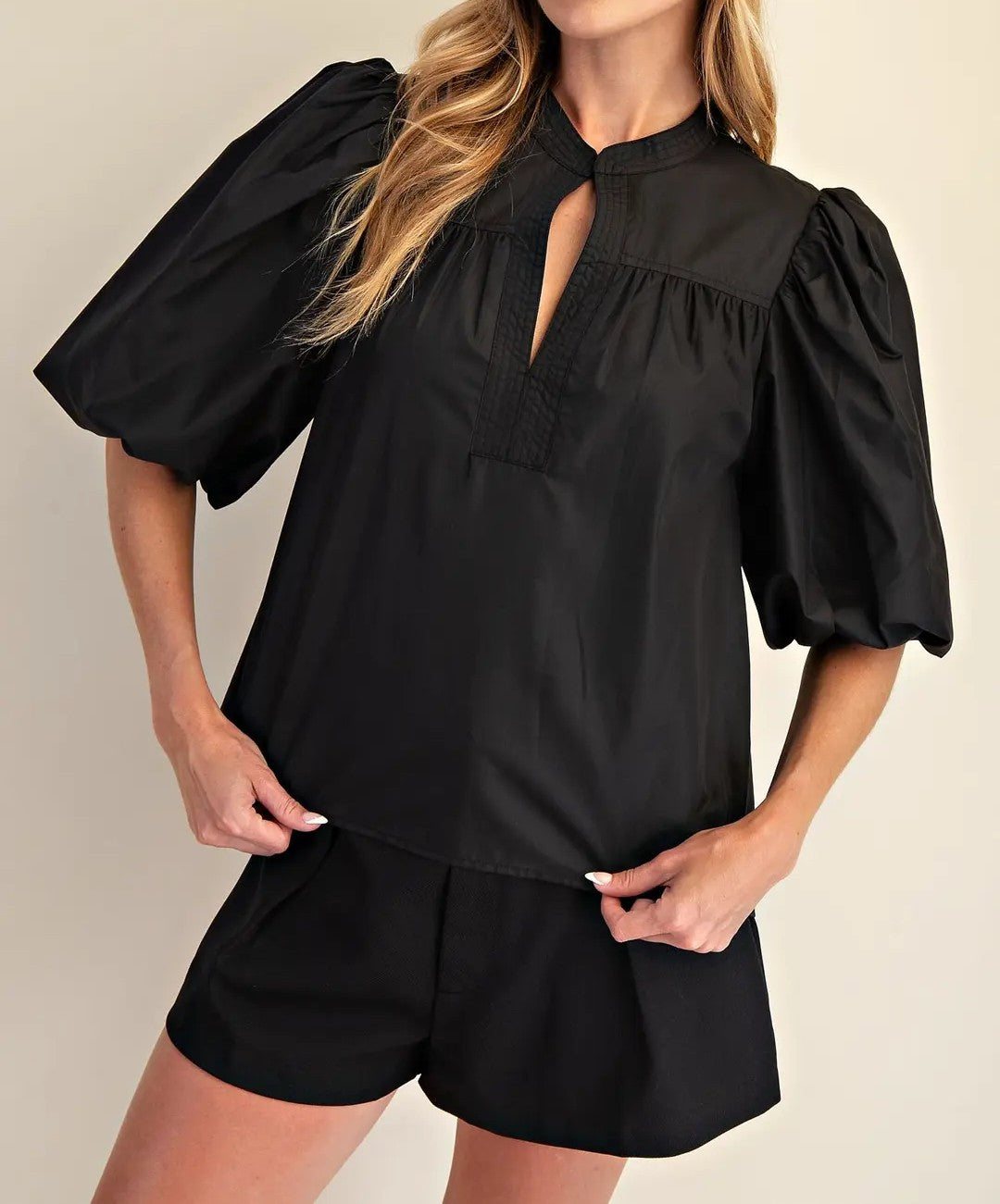 BLACK MANDARIAN COLLAR VNECK BUBBLE SLEEVE POPLIN TOP