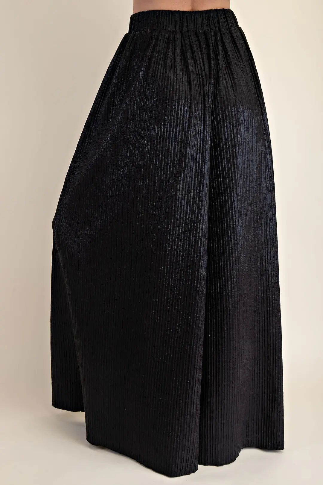 BLACK METALLIC PLEATED WIDE LEG PANTS