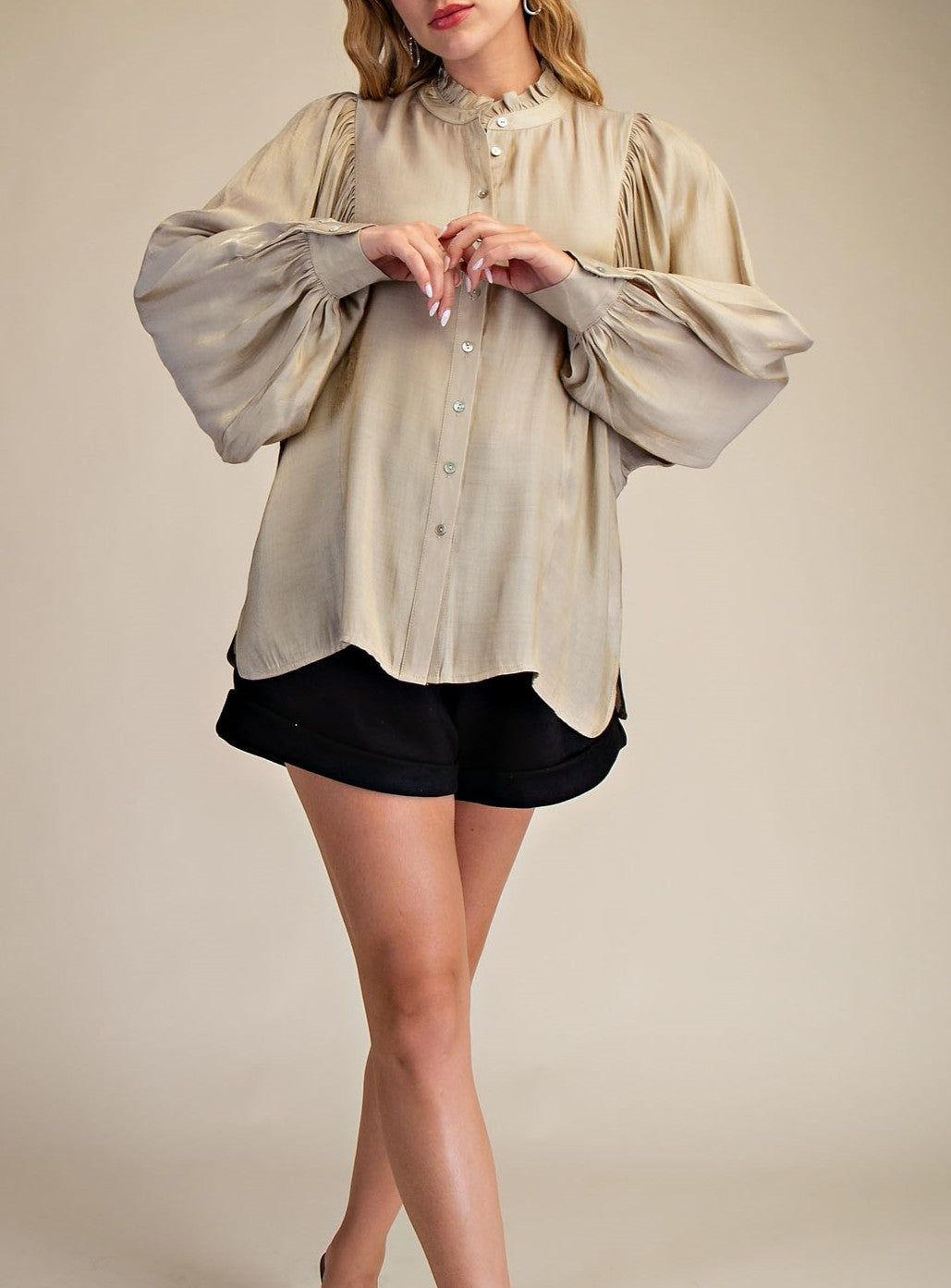 REFLECTIVE CHAMPAGNE BUTTON UP LONG BATWING SLEEVE TOP