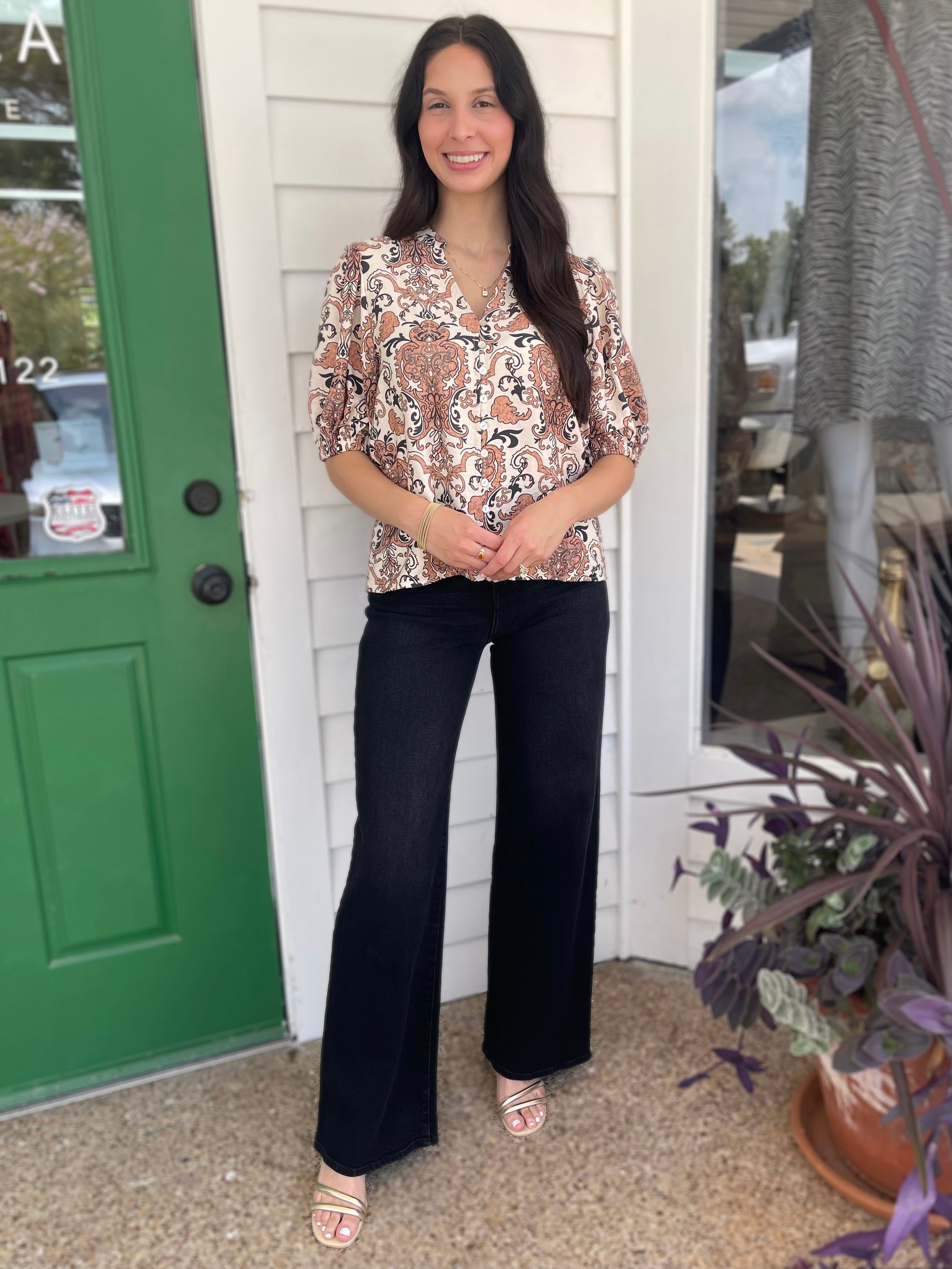 BEIGE/BLACK PAISLEY PRINT PUFF SLEEVE BUTTON UP TOP