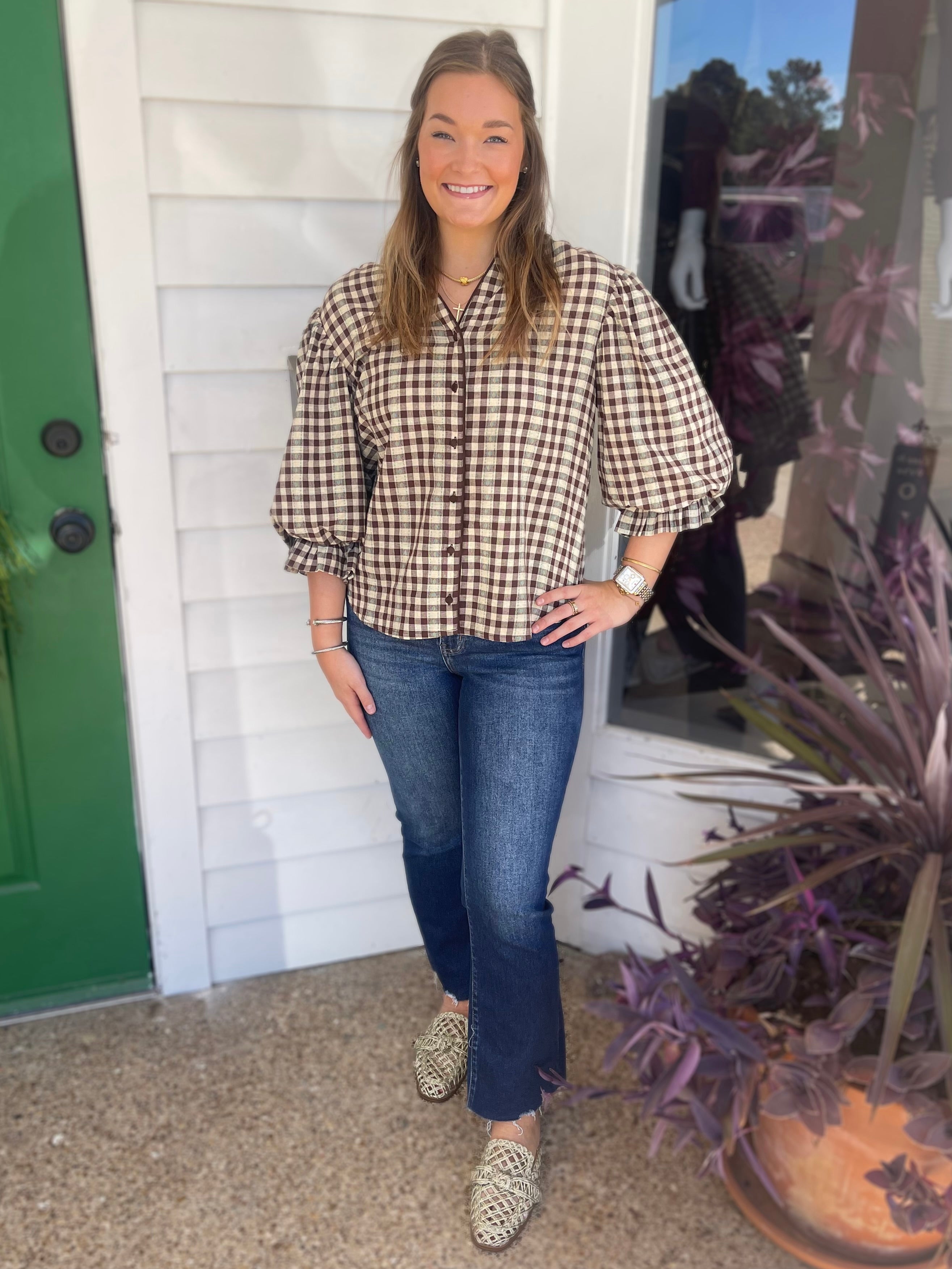 BROWN CHECKERED PRINT BUTTON DOWN GATHERED SLEEVE TOP