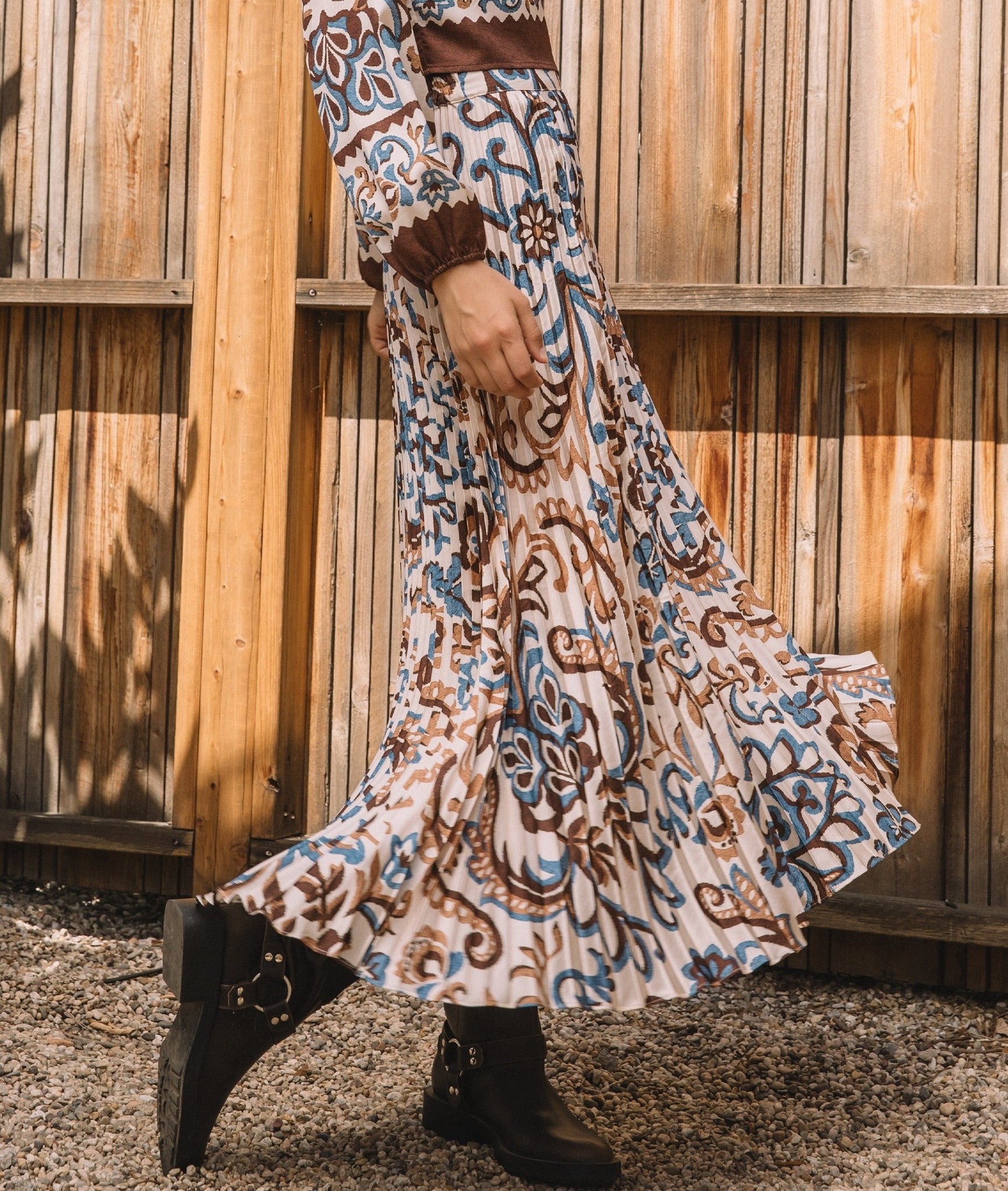 IVORY/BROWN/BLUE BOHO PRINT PLEATED MIDI SKIRT