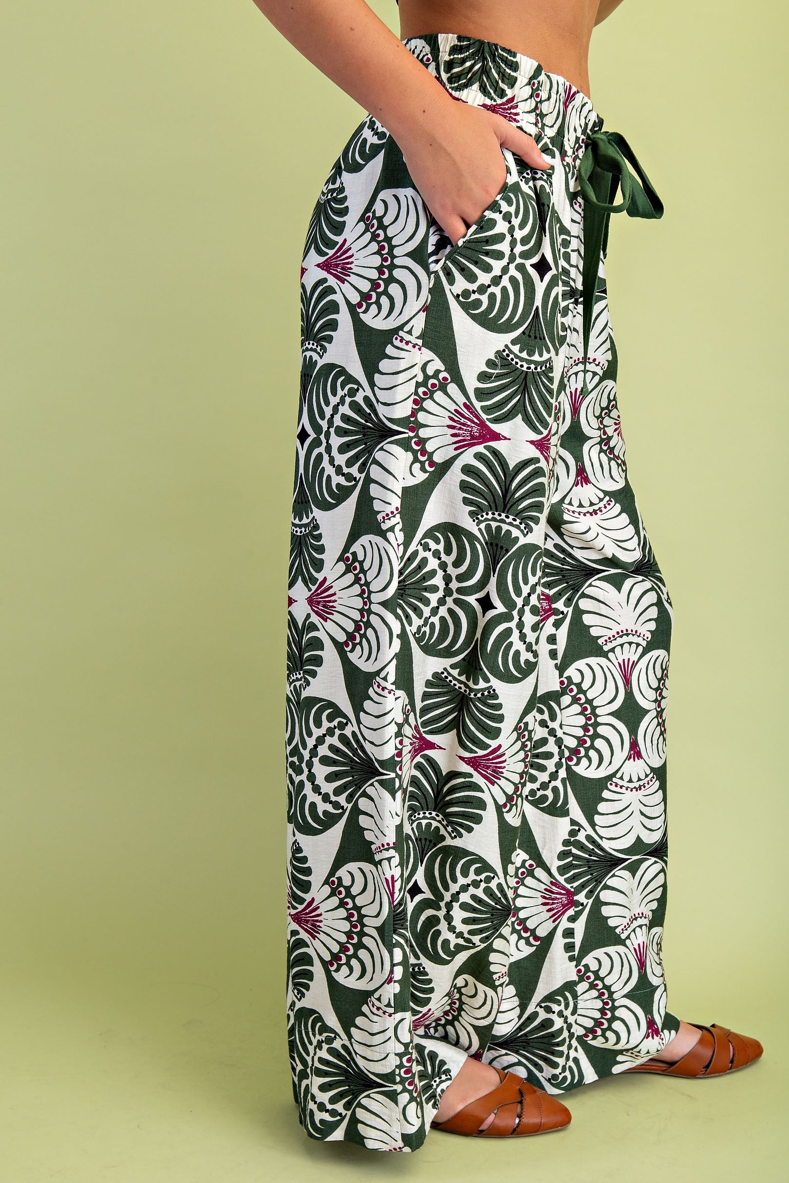 OLIVE MIX PRINTED RELAXED FIT PANTS