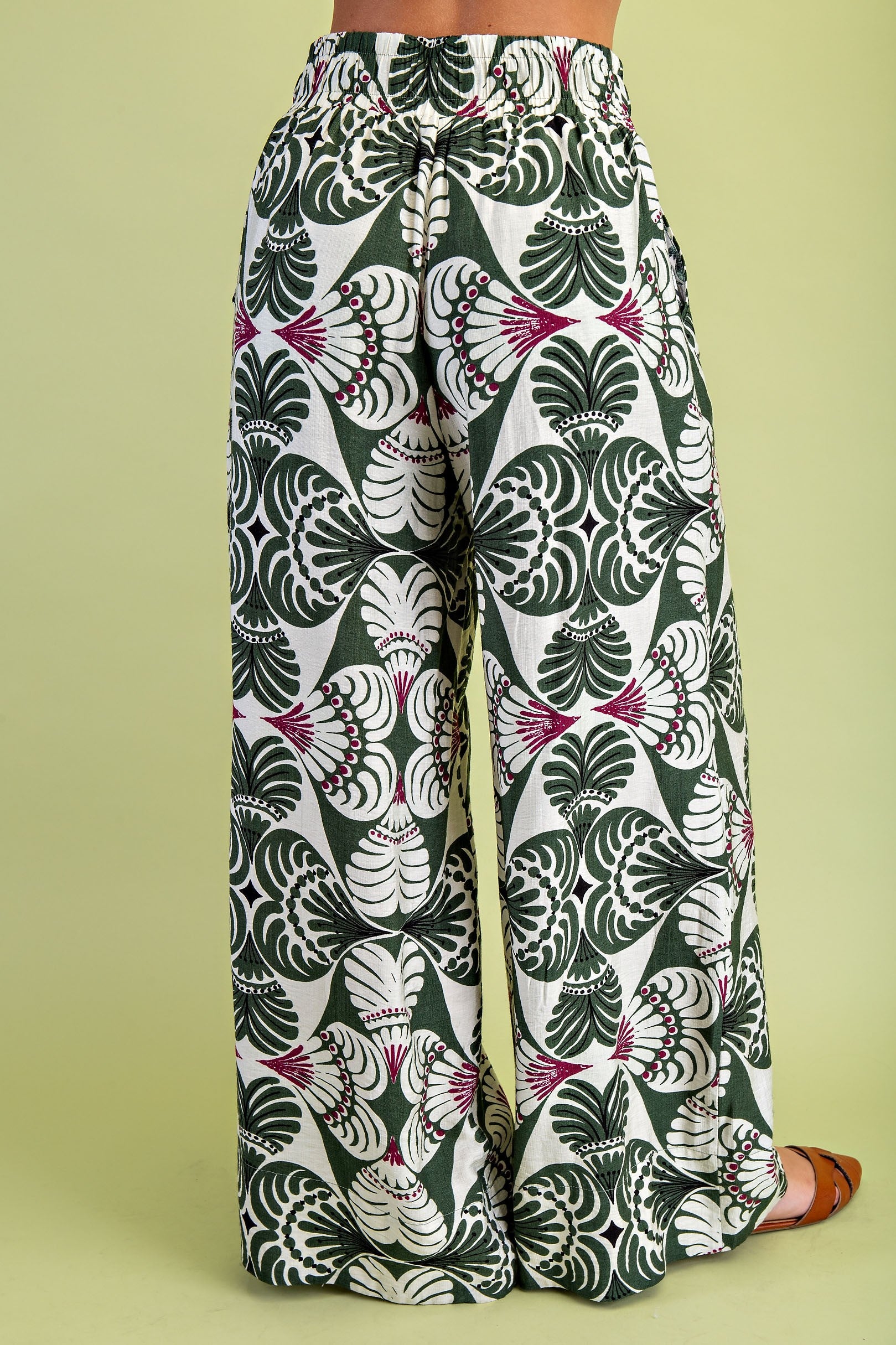 OLIVE MIX PRINTED RELAXED FIT PANTS