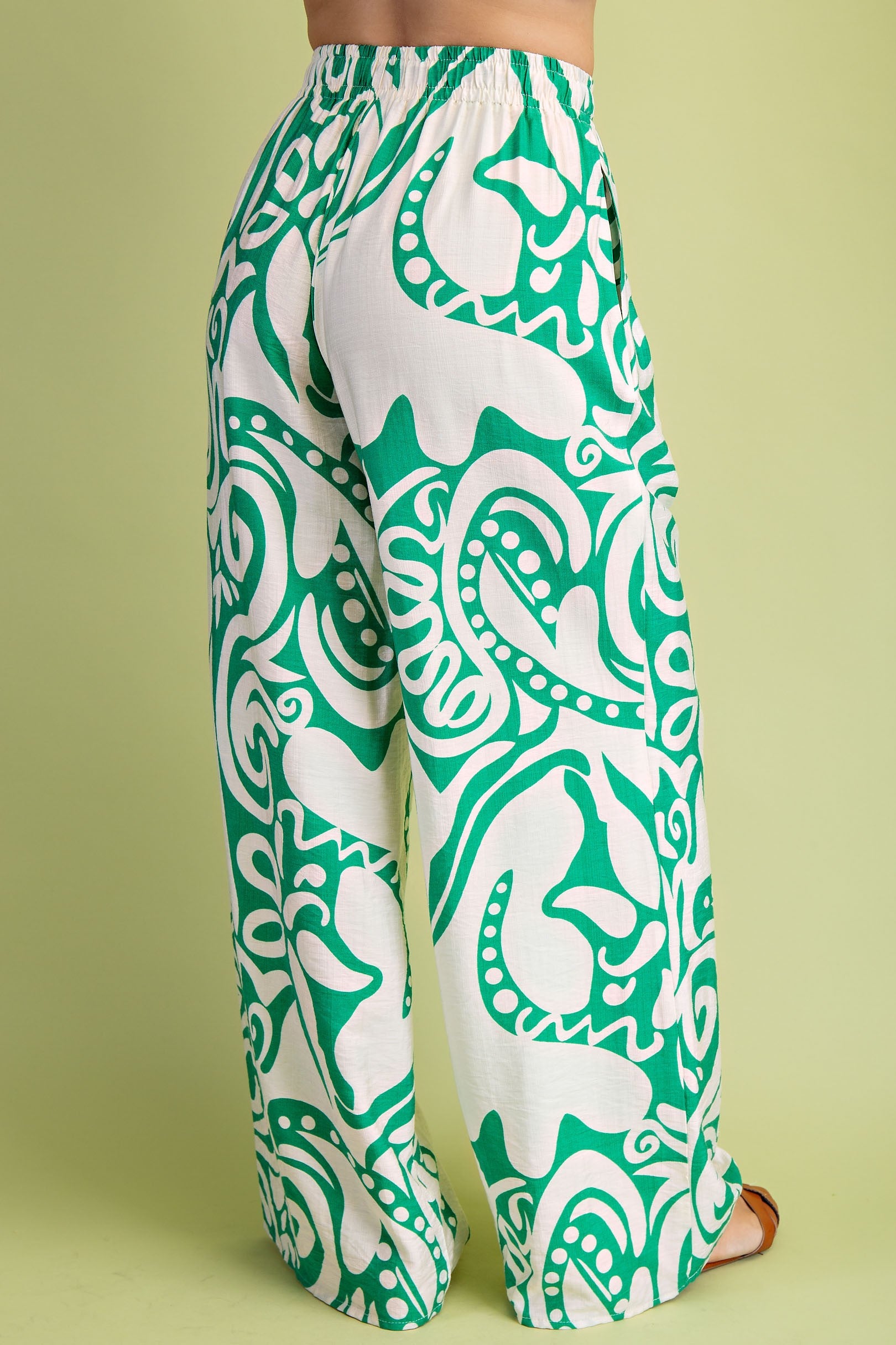GREEN PRINTED RELAXED FIT WIDE LEG PANTS