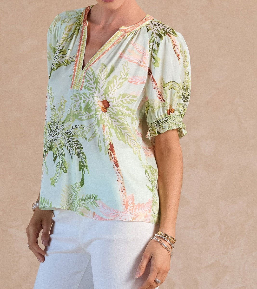SEAFOAM TROPICAL PRINT SPLIT VNECK SHORT SLEEVE TOP