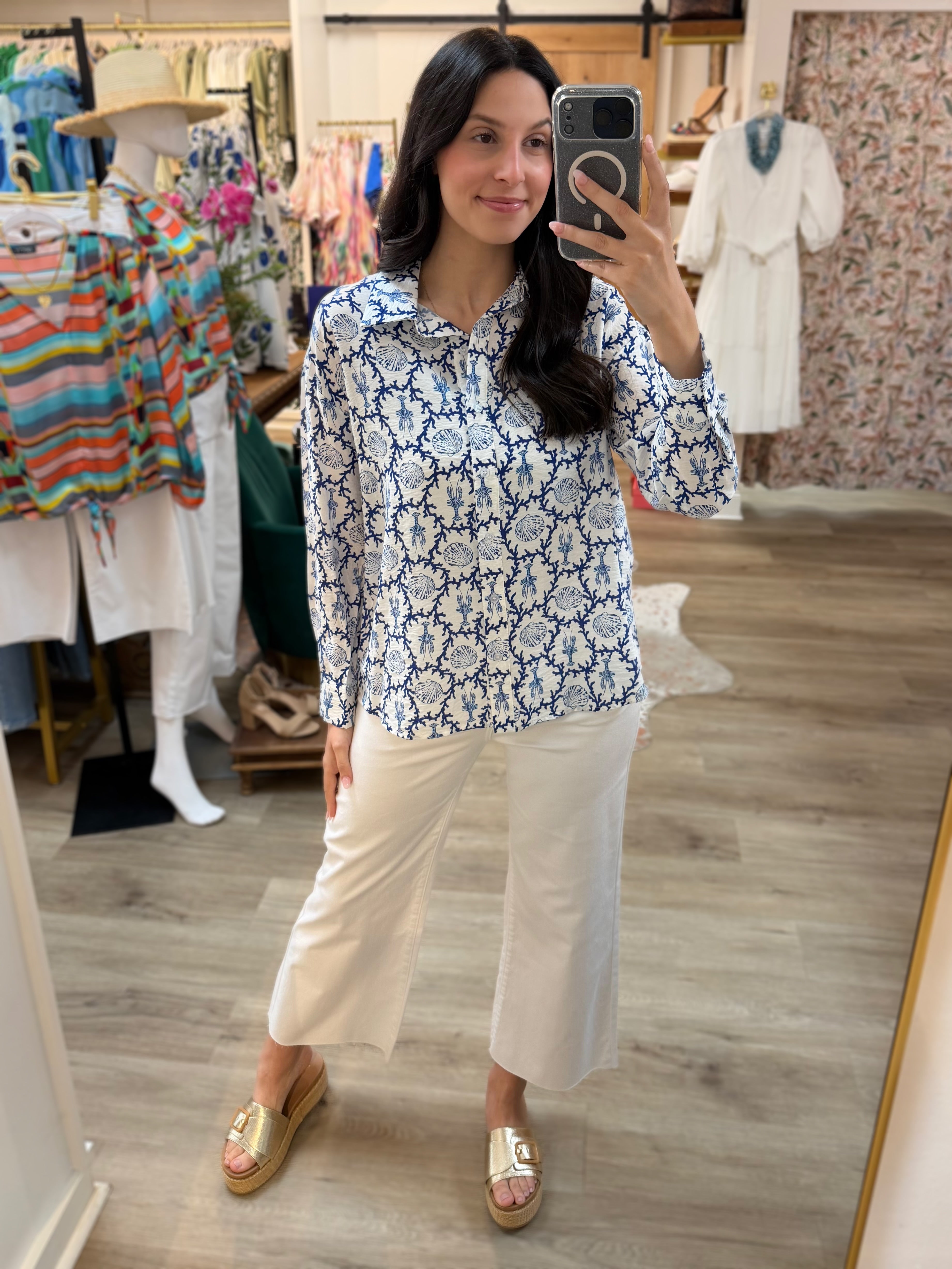 WHITE/ROYAL BLUE BEACH PRINT LONG SLEEVE BUTTON DOWN TOP