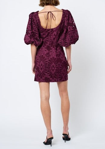 PURPLE EMBROIDERED LACE KESIA MINI DRESS