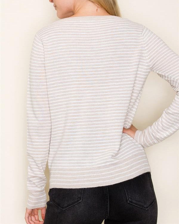 OATMEAL/WHITE STRIPED CREW NECK LONG SLEEVE PULLOVER SWEATER