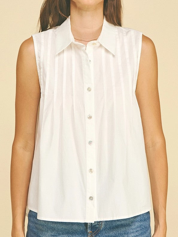 IVORY SLEEVELESS BUTTON UP PLEATED TOP