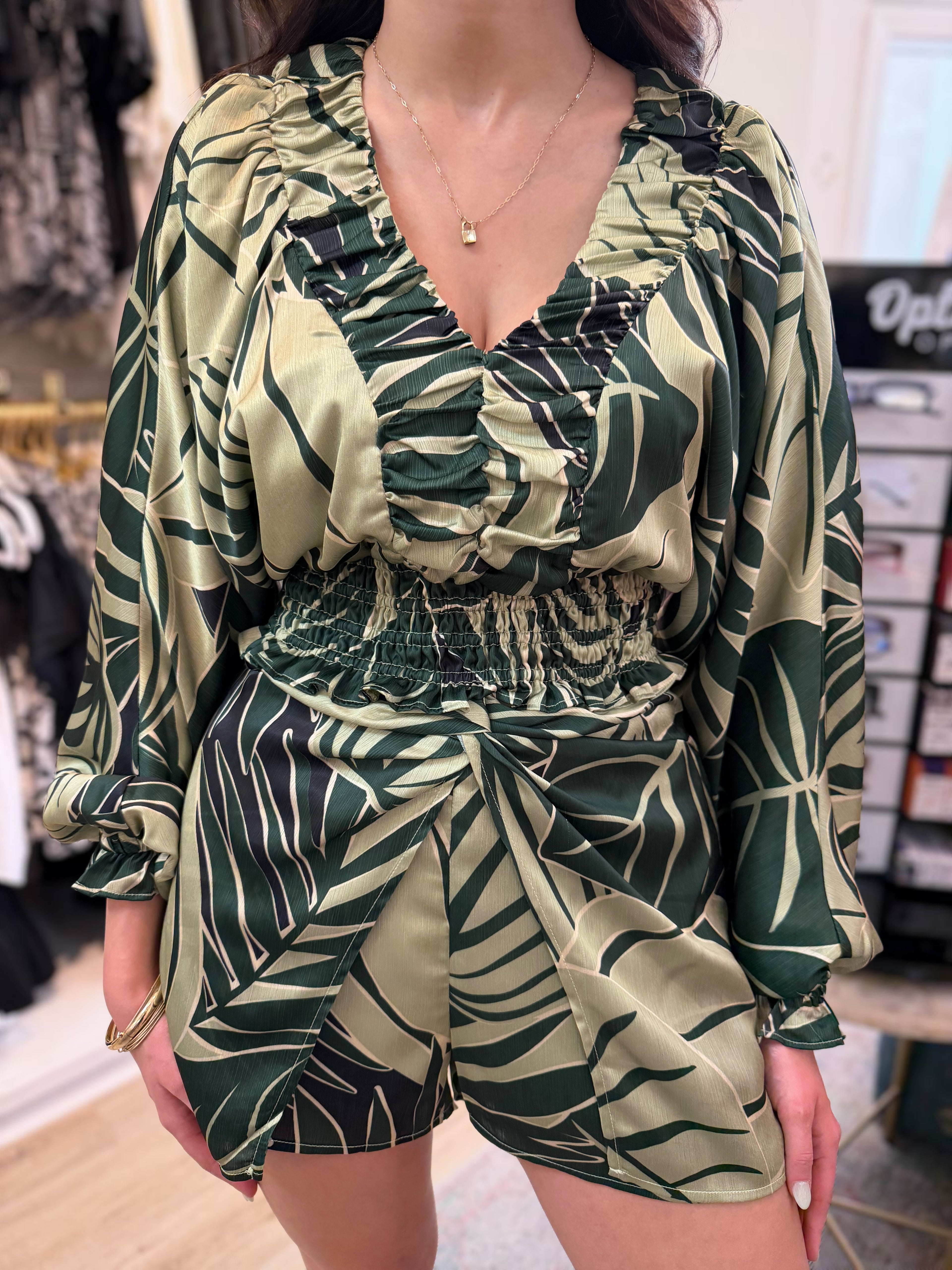 GREEN MULTI LEAF PRINT FAUX WRAP TYLA SHORTS