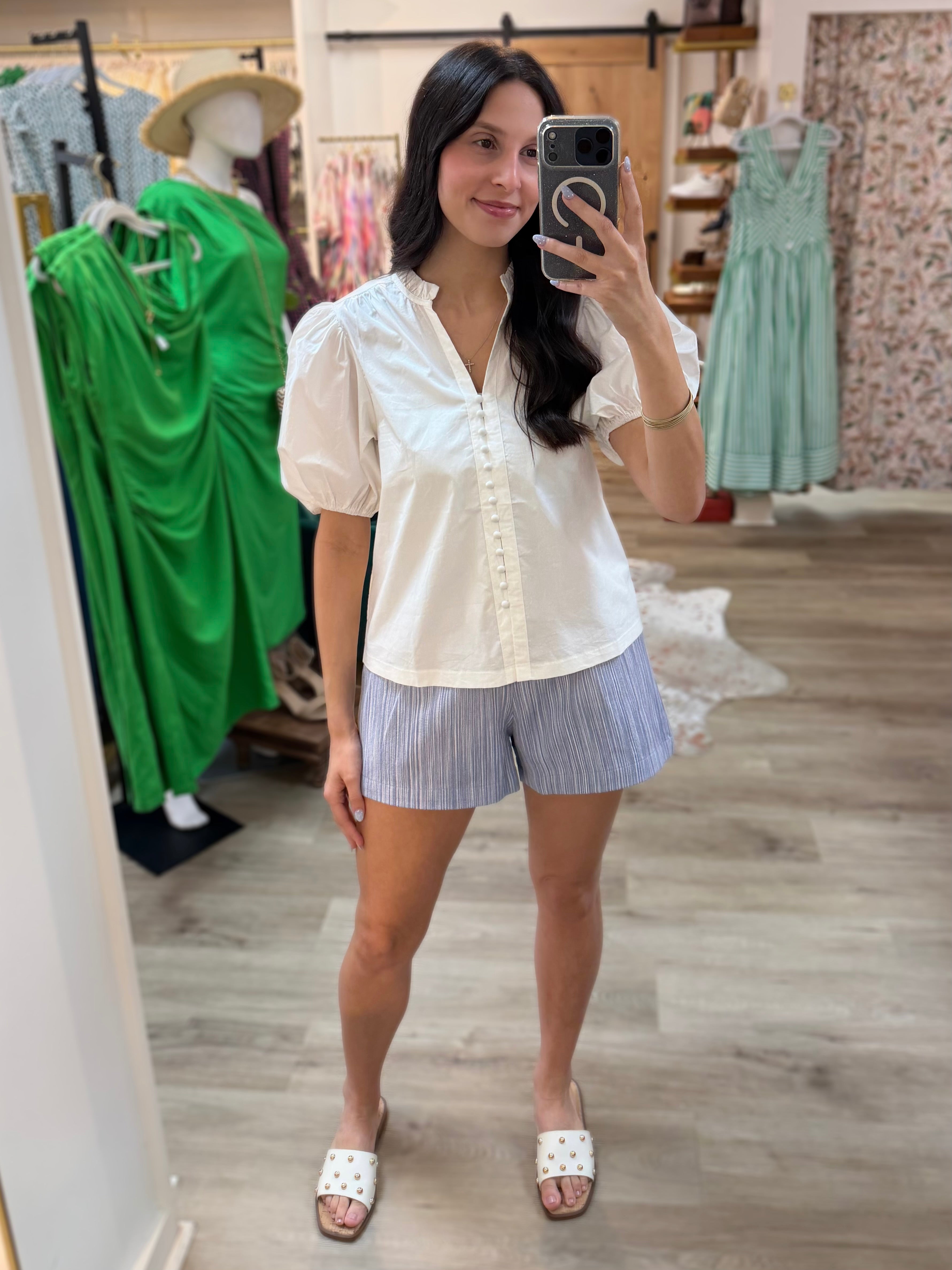 OFF WHITE RUFFLED COLLAR PUFF SLEEVE BUTTON UP TOP