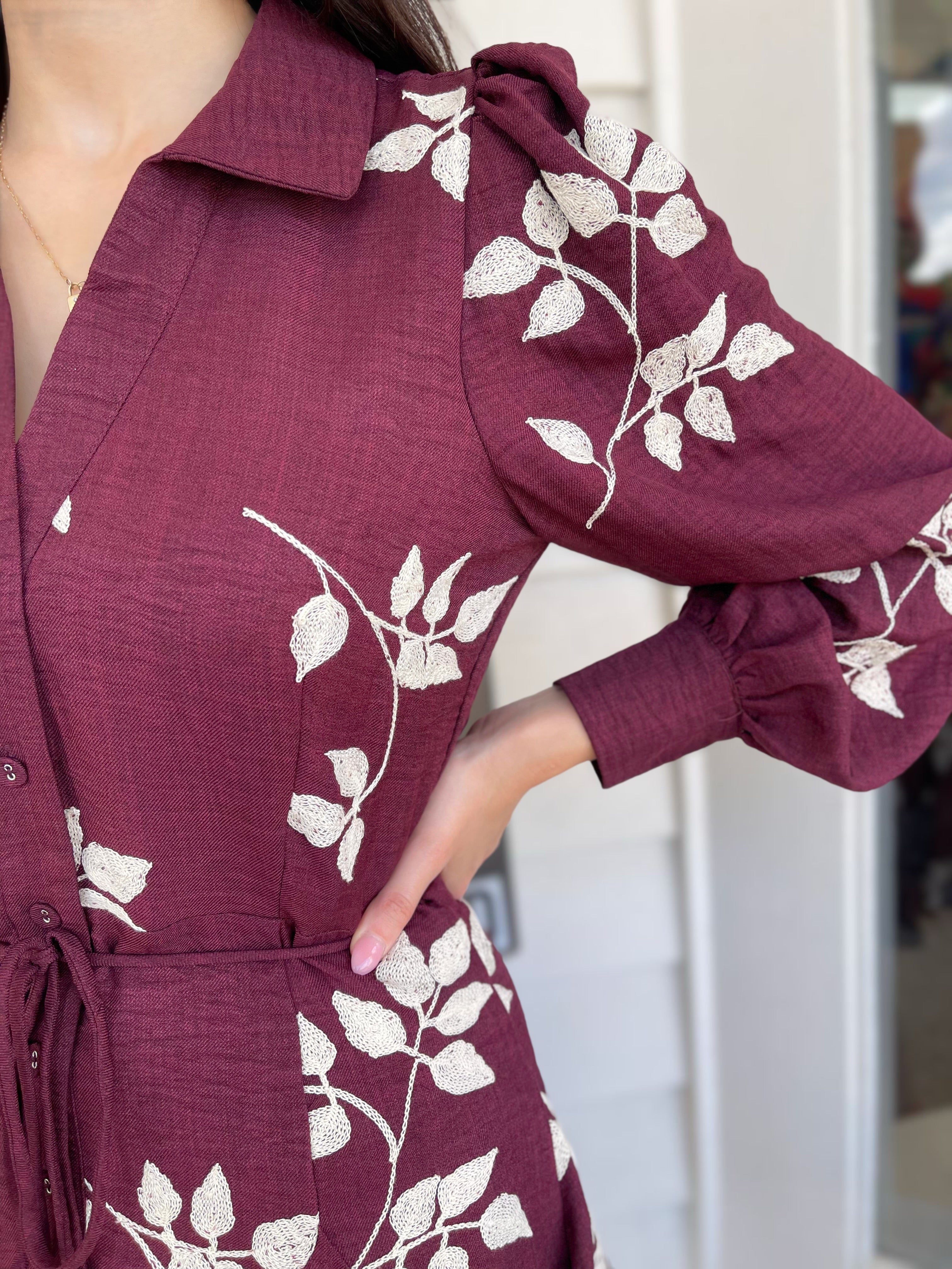 BURGUNDY/WHITE EMBROIDERED LONG SLEEVE BUTTON DOWN MINI DRESS