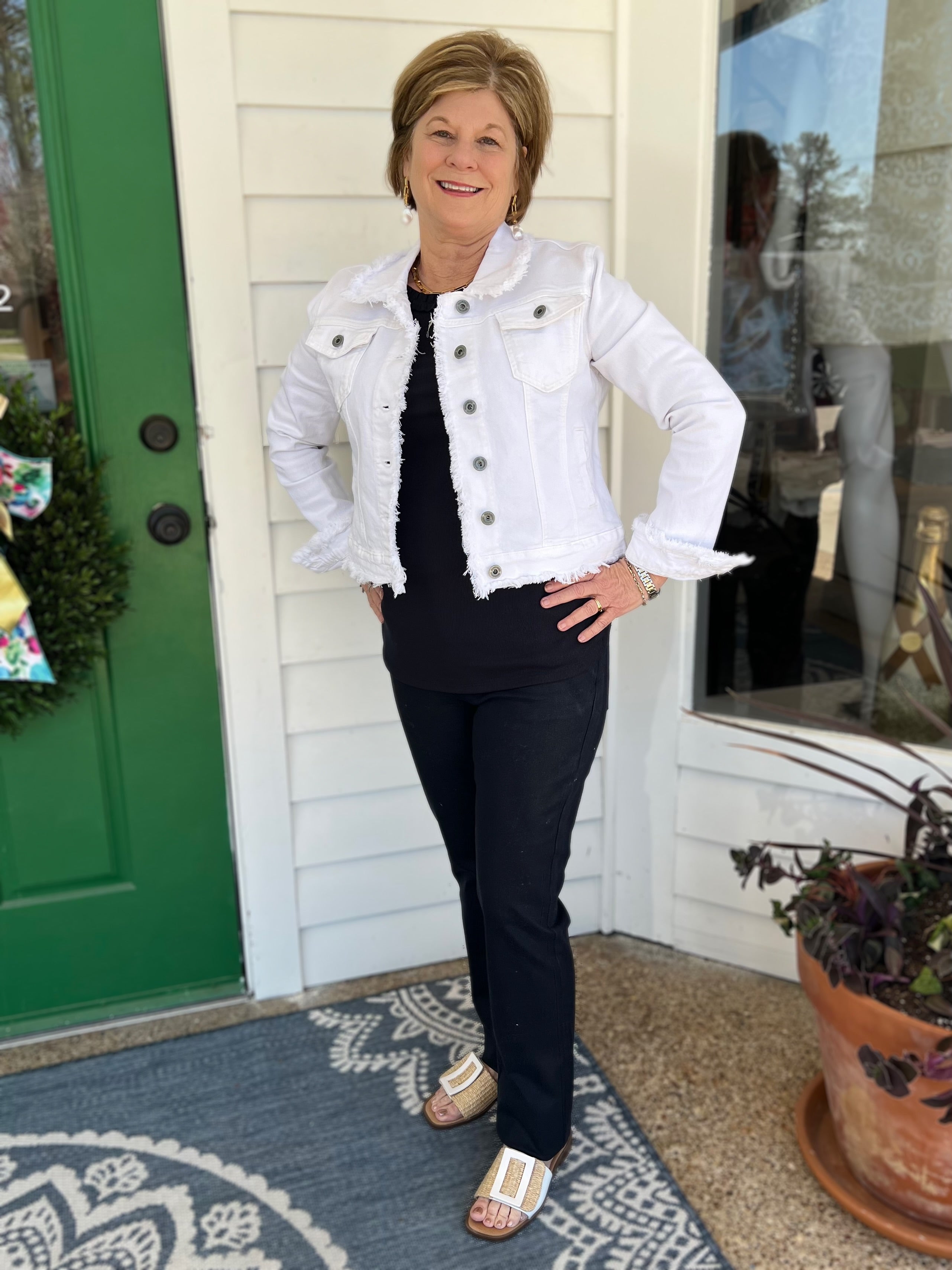 WHITE RAW EDGE DENIM JACKET