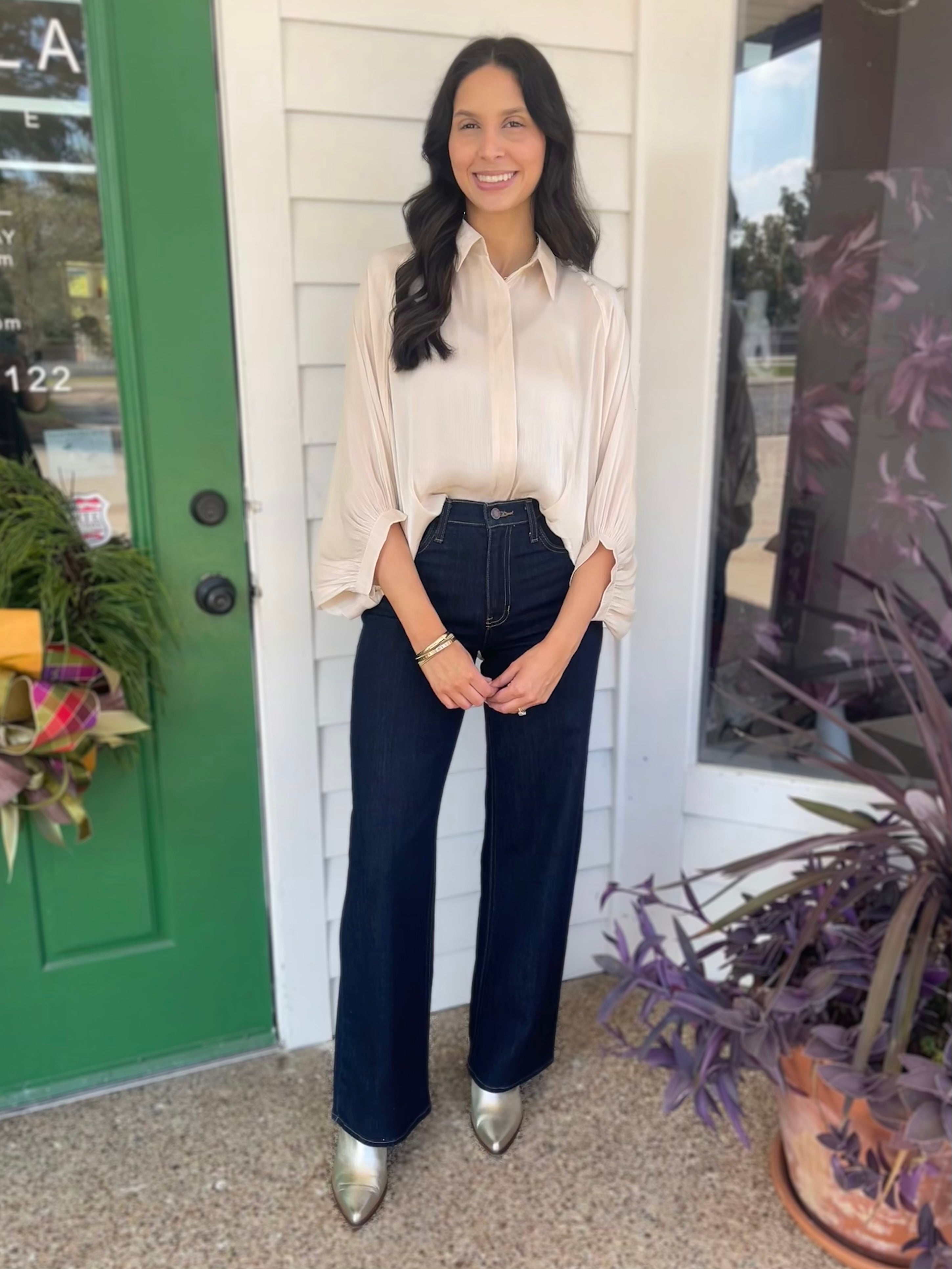 CHAMPAGNE BUTTON UP LONG FLOWY BATWING SLEEVE TOP