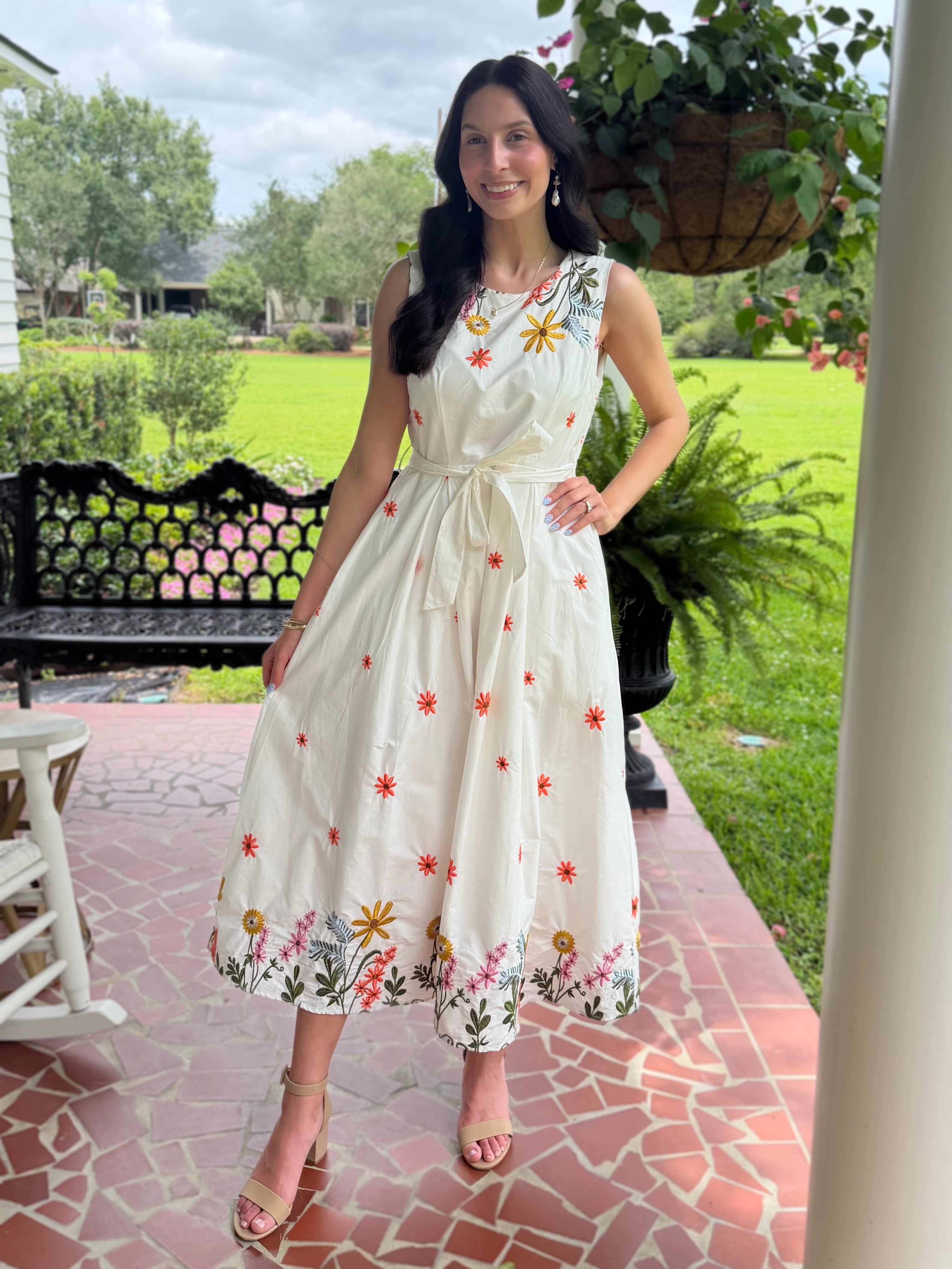WHITE MULTI FLORAL EMBROIDERY WAIST TIE SLEEVELESS MIDI DRESS