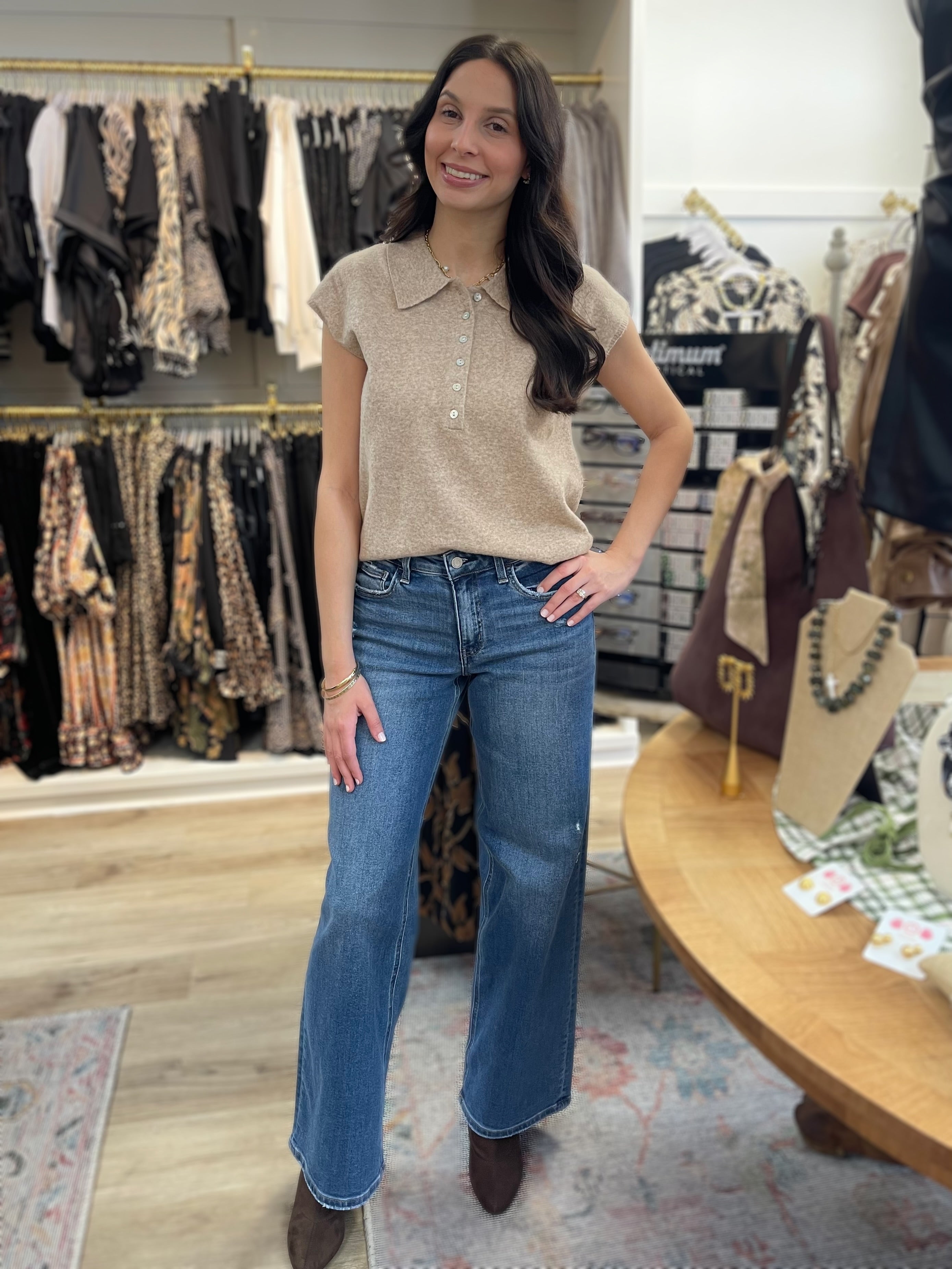 MOCHA CAP SLEEVE COLLARED SWEATER VEST