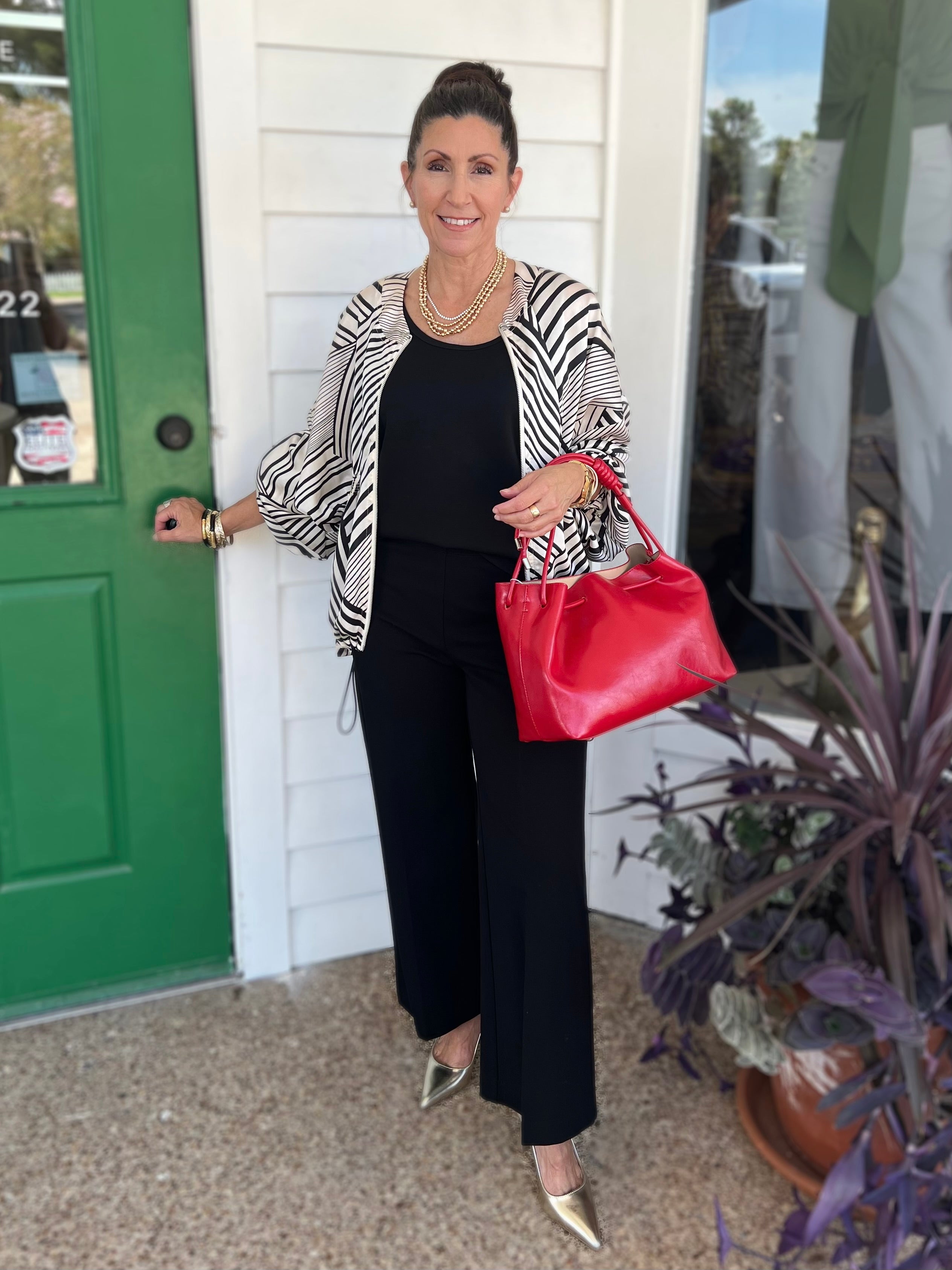 CREAM/BLACK STRIPE PRINT LONG SLEEVE ZIP UP JACKET