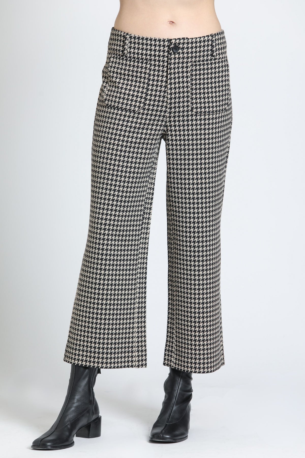 ALMOND BLACK WIDE LEG PATCH POCKET CROPPED PANTS