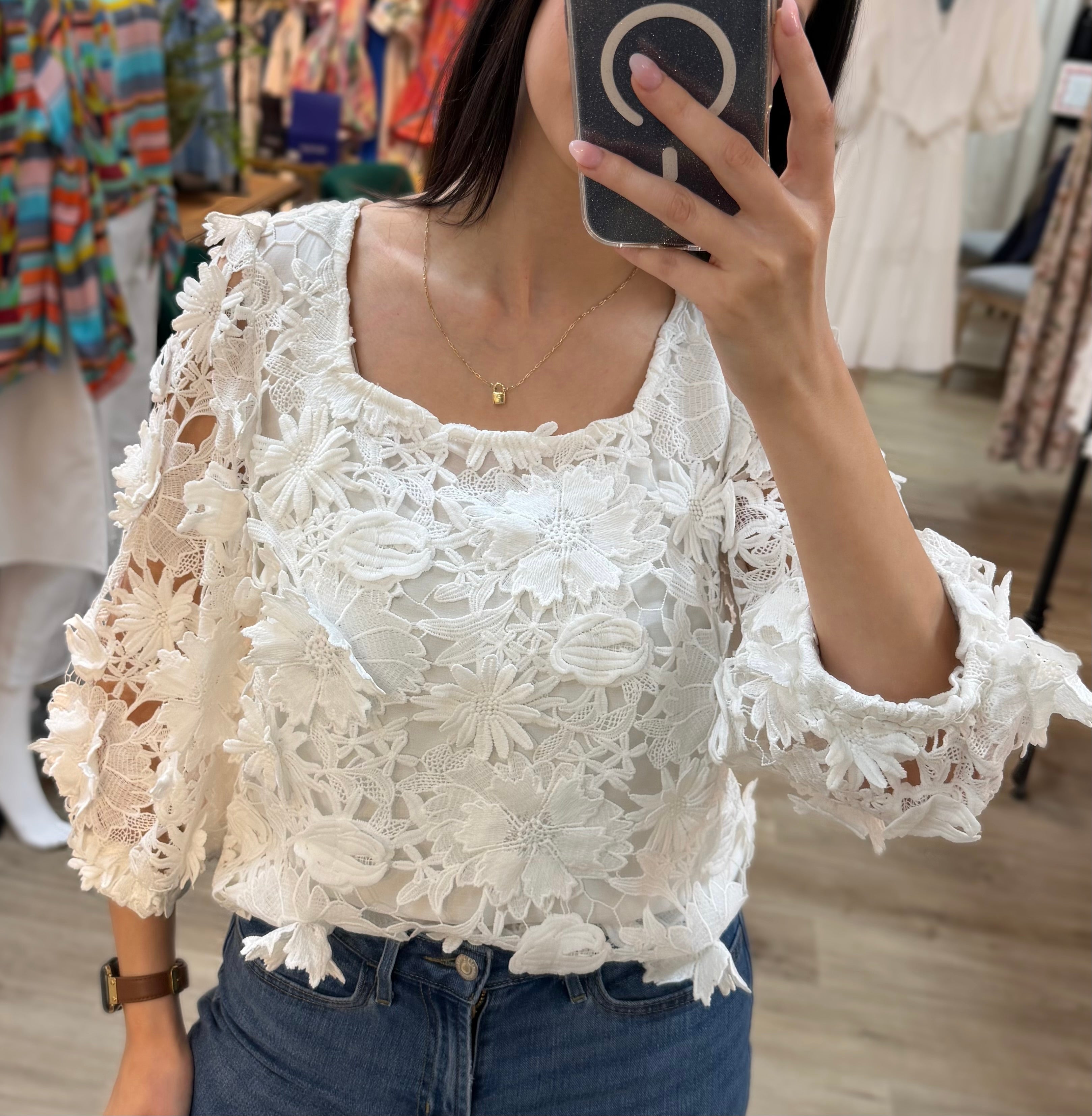 OFF WHITE LACE BILLOWY SLEEVE SQUARE NECK TOP