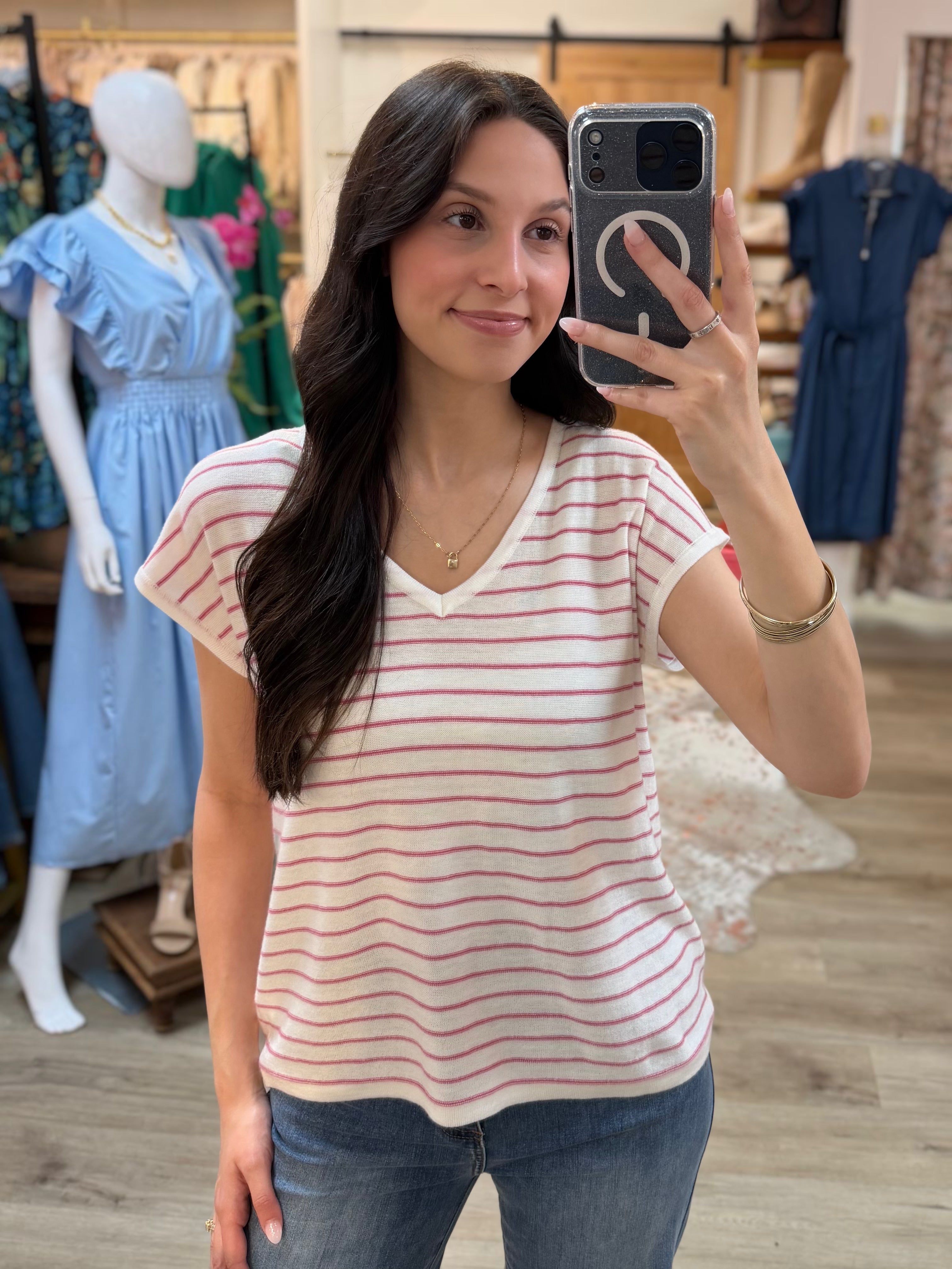IVORY/PINK STRIPED VNECK SHORT SLEEVE SWEATER TOP
