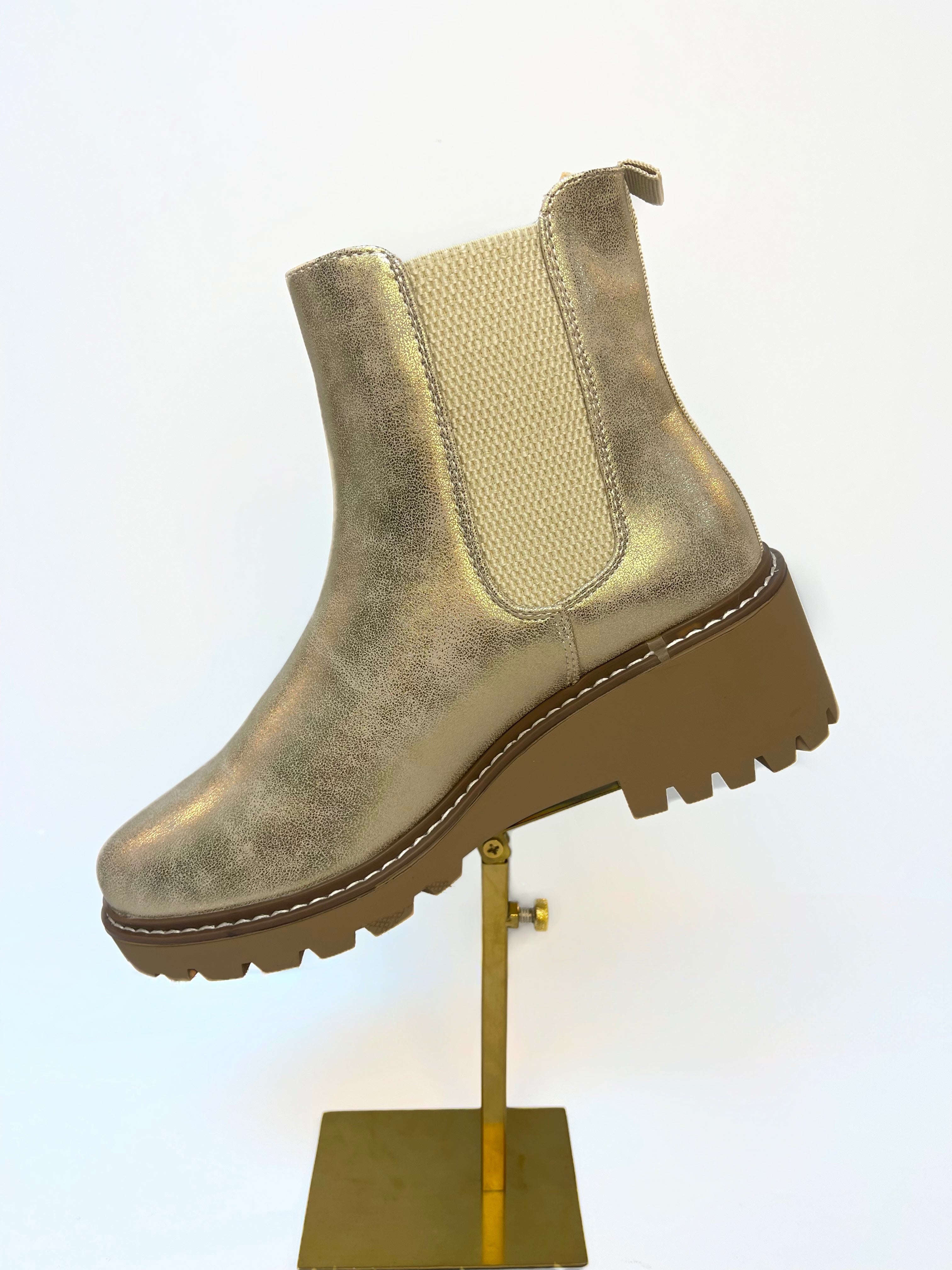 GOLD SLIP ON CHELSEA ANKLE BOOT