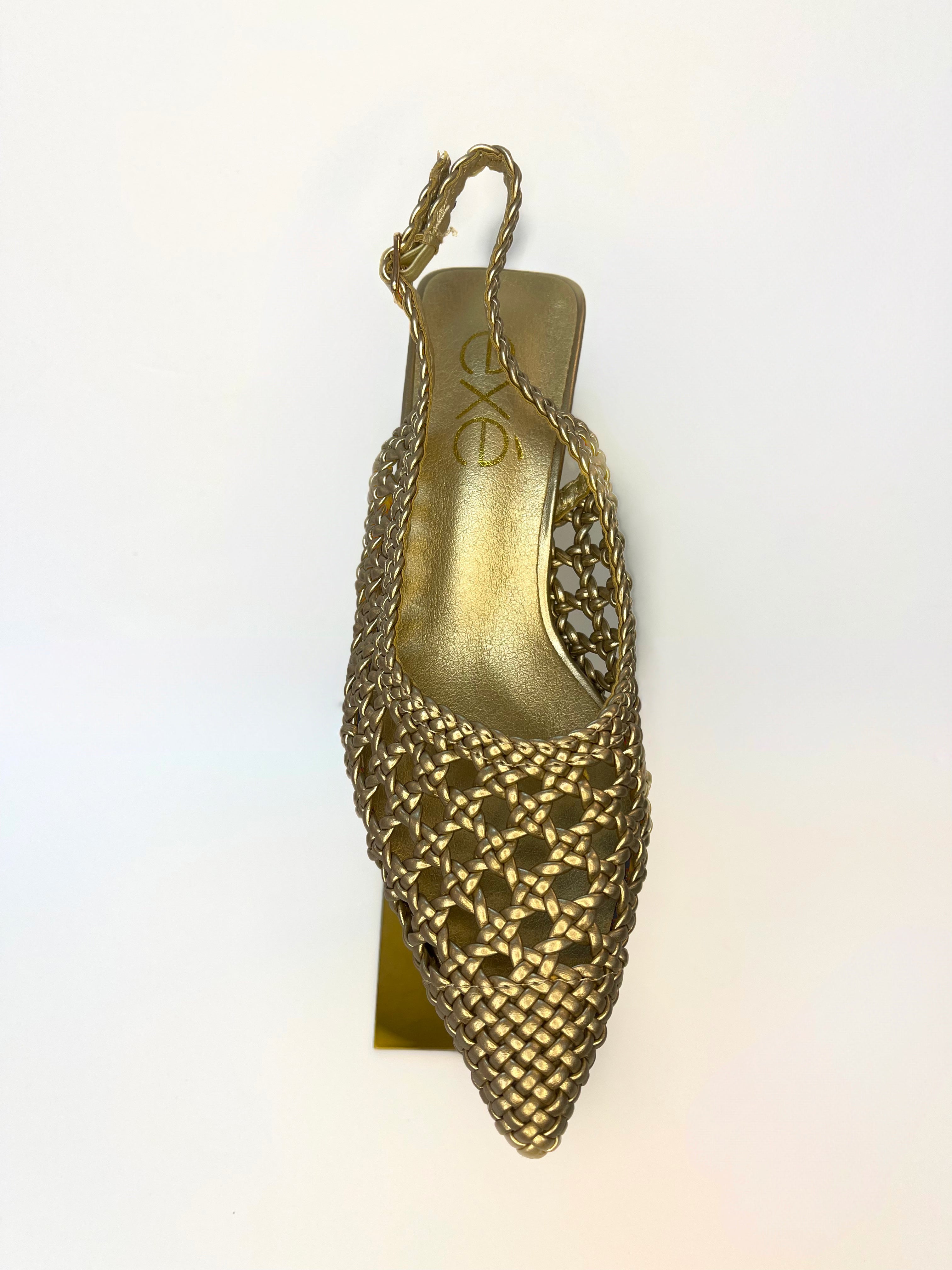 GOLD WOVEN LEATHER POINTED TOE KITTEN HEEL