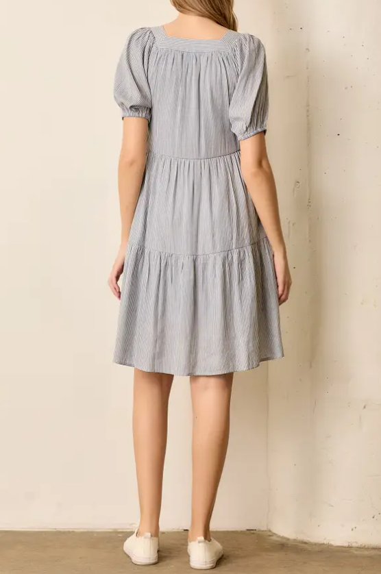 BLUE STRIPED TIERED PUFF SLEEVE DRESS