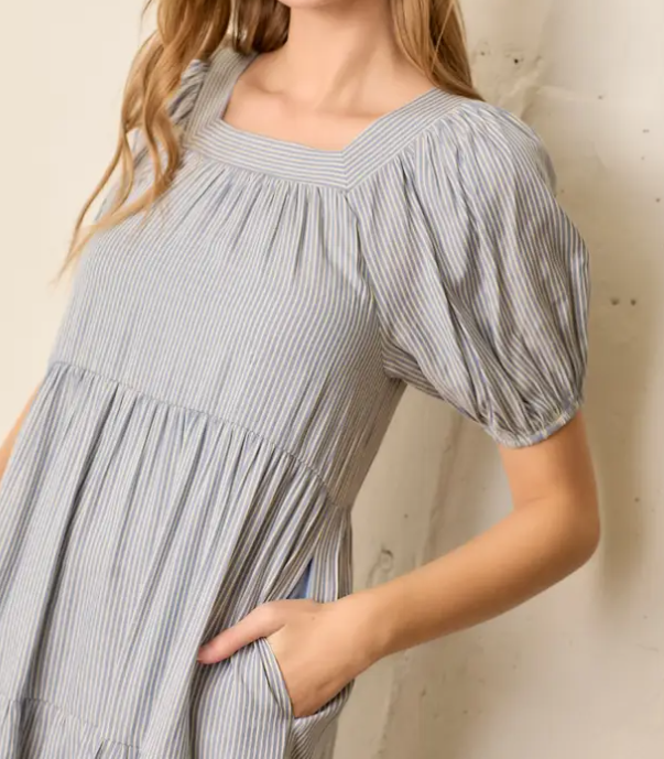 BLUE STRIPED TIERED PUFF SLEEVE DRESS