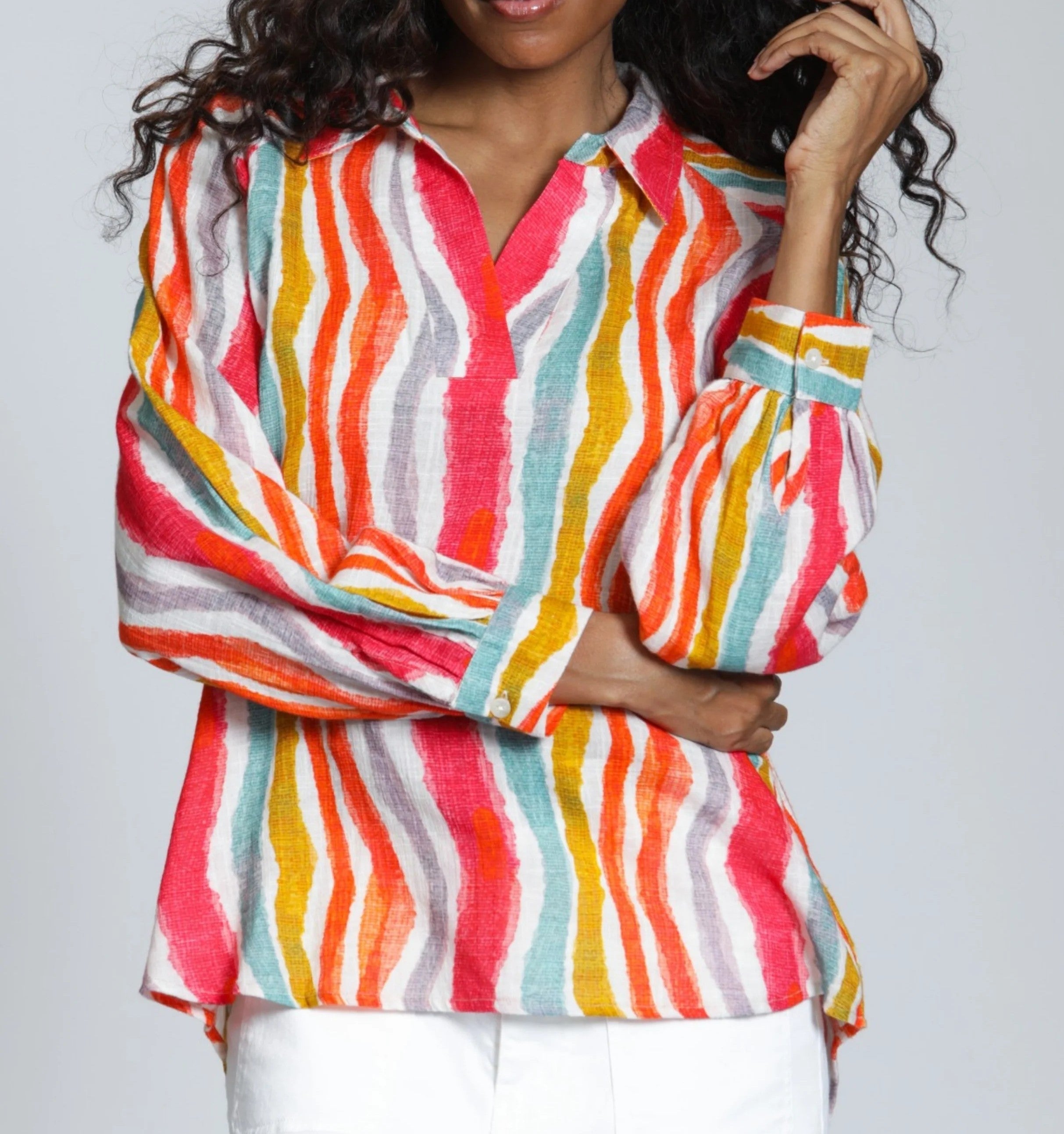 HIBISCUS MULTI PRINT HALF PLACKET LONG SLEEVE PULLOVER TOP