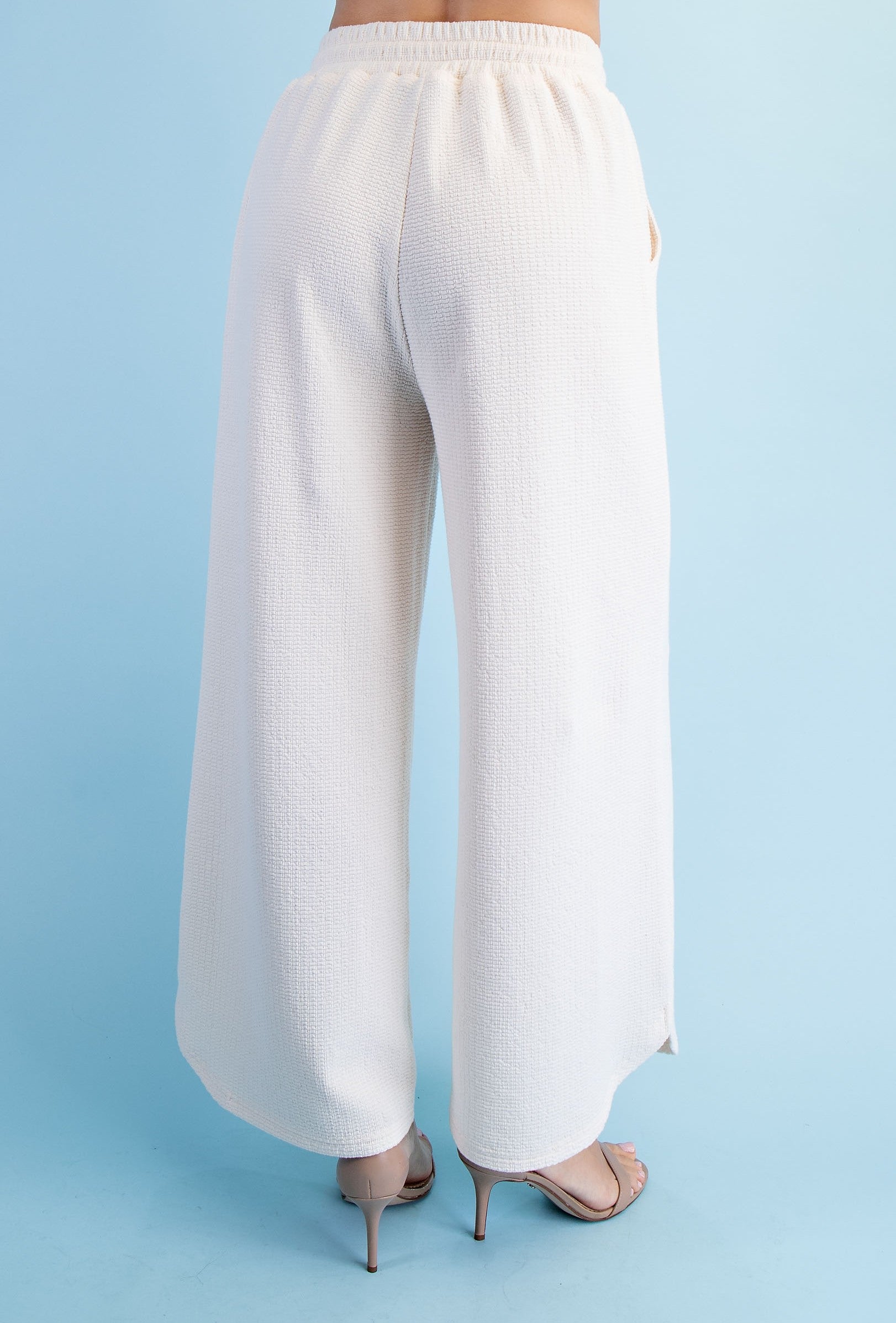 CREAM TEXTURED KNIT ELASTIC WAIST WIDE LEG PANTS