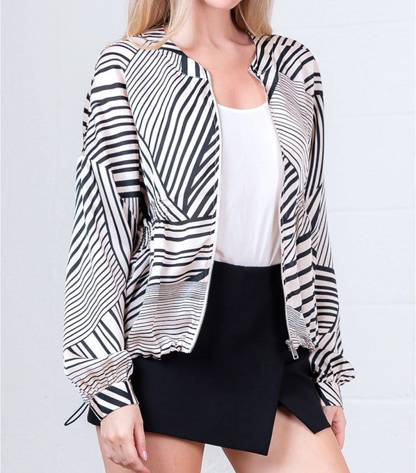 CREAM/BLACK STRIPE PRINT LONG SLEEVE ZIP UP JACKET