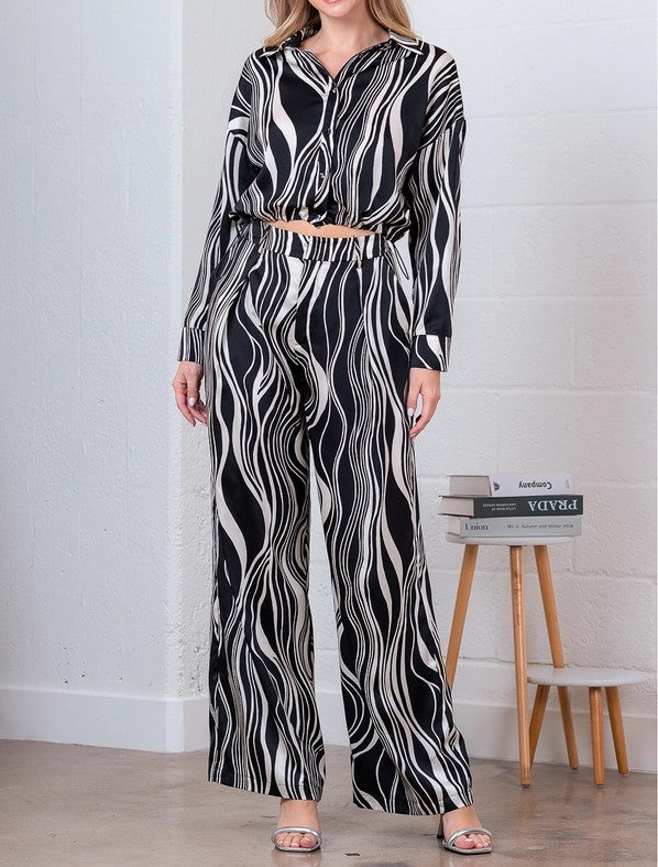 BLACK/IVORY PRINT BUTTON-DOWN ELASTIC HEM LONG SLEEVE SHIRT