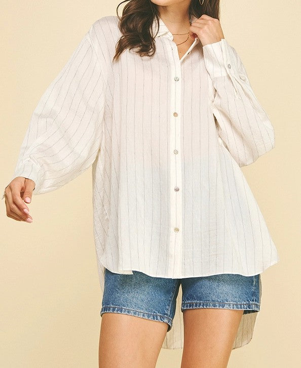 IVORY STRIPED HIGH-LOW BUTTON UP LONG SLEEVE TOP