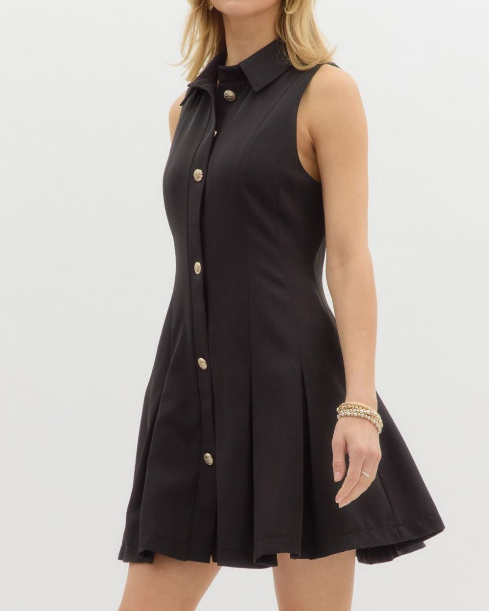 BLACK GOLD BUTTON ACCENT SLEEVELESS PLEATED MINI DRESS