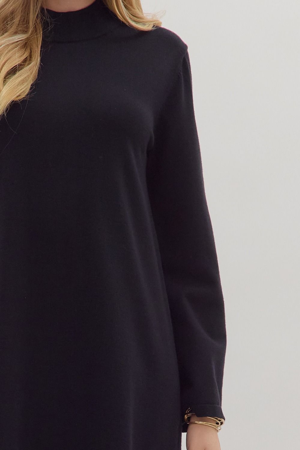 BLACK MOCK NECK LONG SLEEVE KNIT MIDI DRESS