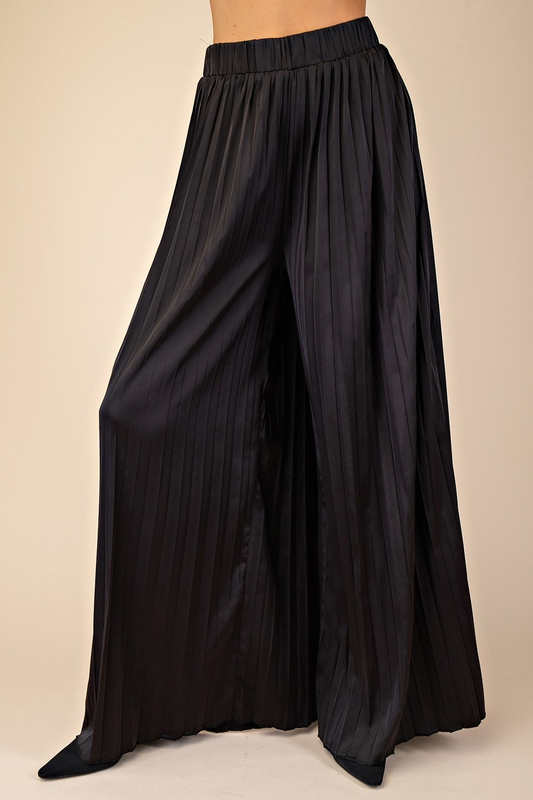 BLACK PLEATED WIDE LEG PANTS