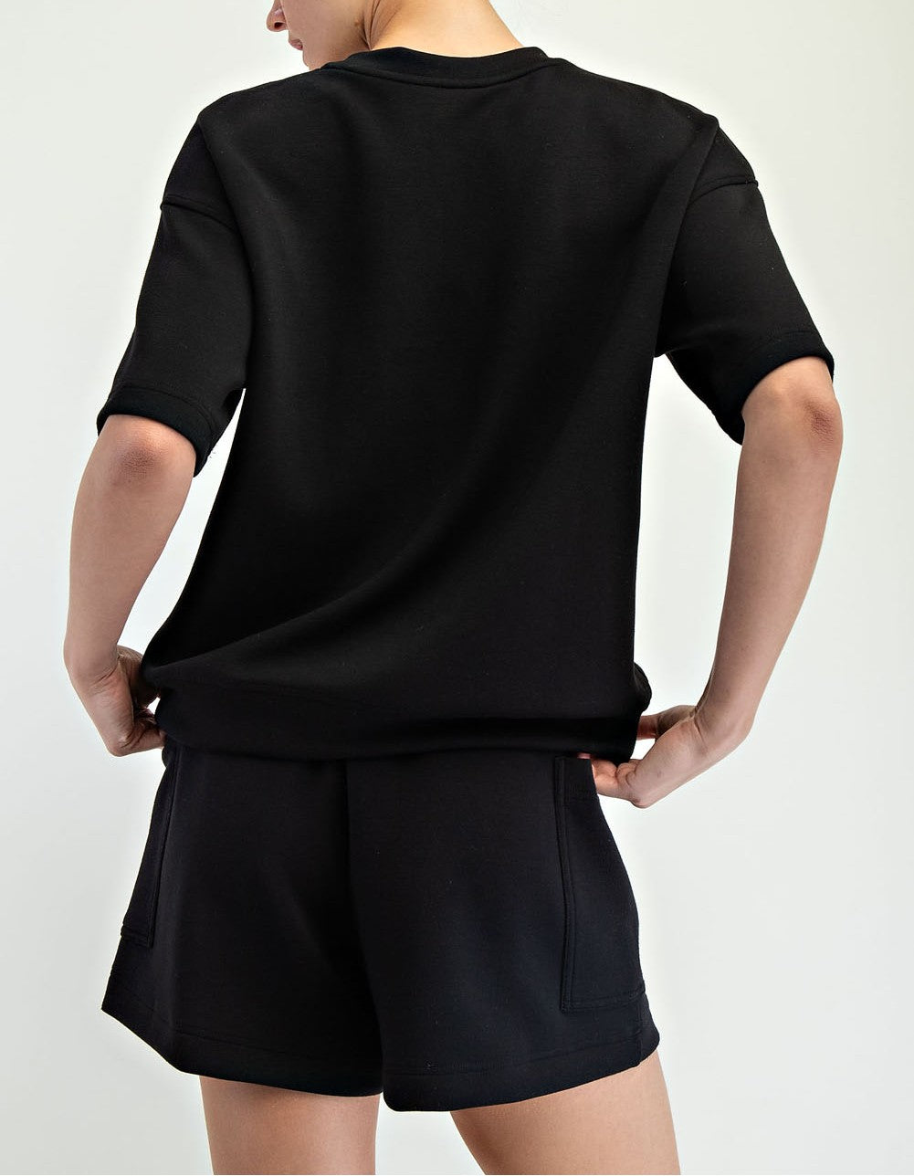 BLACK MODAL SCUBA BASIC SHORT SLEEVE TOP