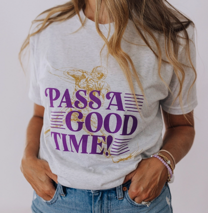 HEATHER WHITE PASS A GOOD TIME TEE