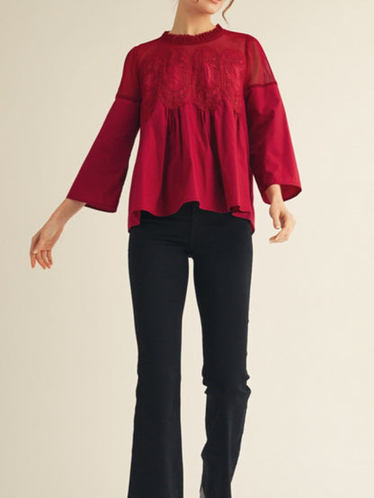 BURGUNDY CROCHET ACCENT MESH CONTRAST 3/4 SLEEVE TOP
