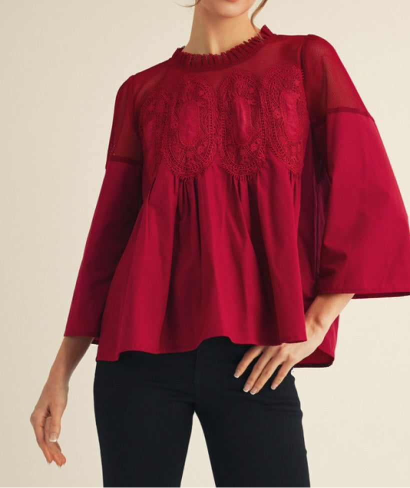 BURGUNDY CROCHET ACCENT MESH CONTRAST 3/4 SLEEVE TOP