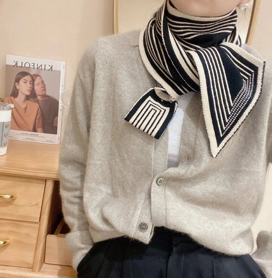 BLACK &amp; CREAM GEOMETRIC STRIPE CROSS FRONT SCARF