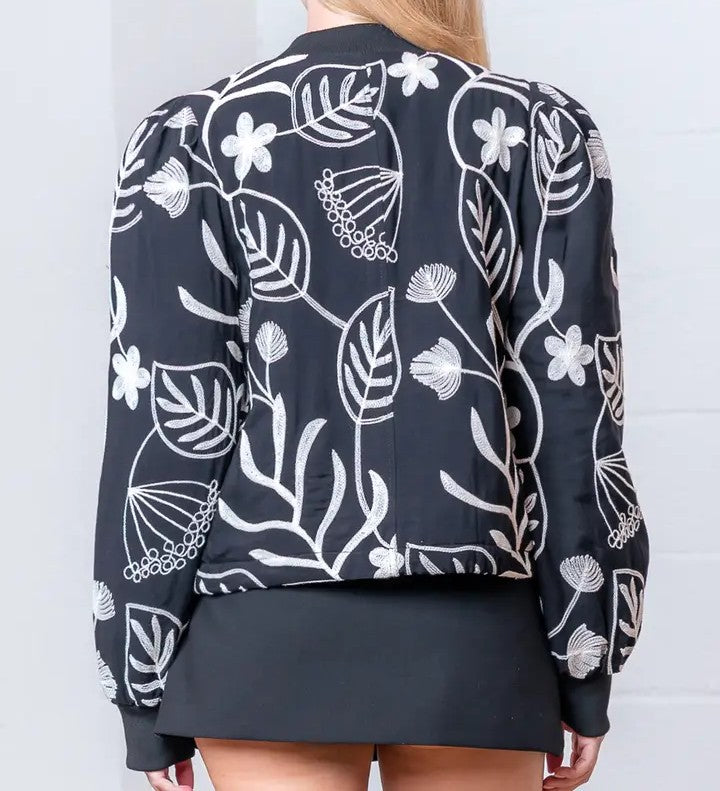 BLACK/WHITE EMBROIDERED FRONT BUTTON UP LONG SLEEVE PUFFER JACKET