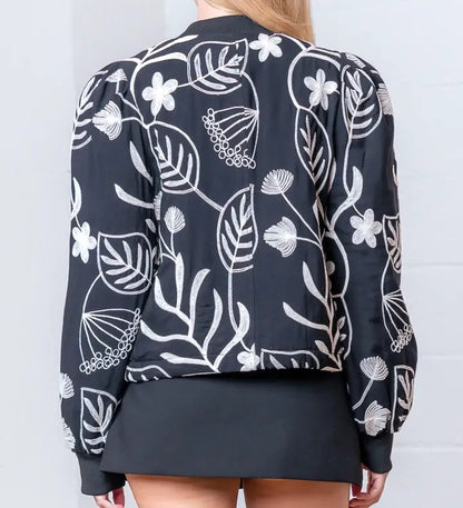 BLACK/WHITE EMBROIDERED FRONT BUTTON UP LONG SLEEVE PUFFER JACKET