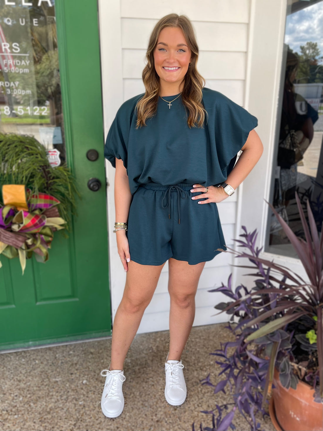 TEAL BUBBLE HEM PULLOVER SHORT SET