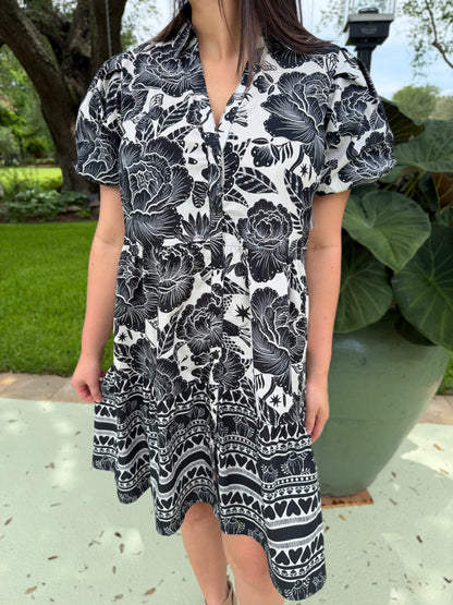 BLACK/WHITE BOHO BLOOM BORDER PRINT BUTTON UP FLOUNCE MINI DRESS